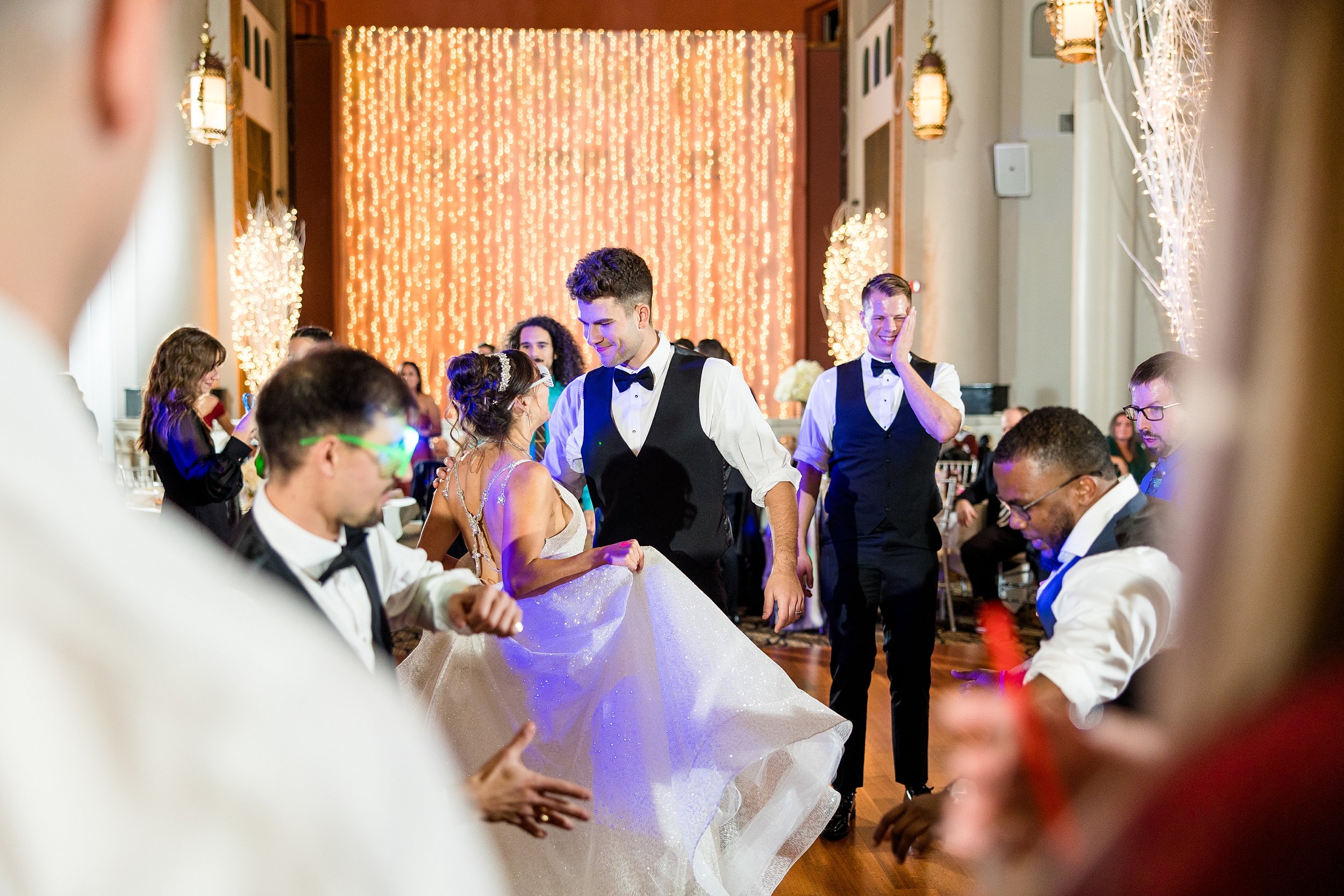 the priory hotel wedding photos, the grand hall at the priory wedding photos, heinz chapel wedding pictures, pittsburgh wedding photographer, mellon institute wedding pictures