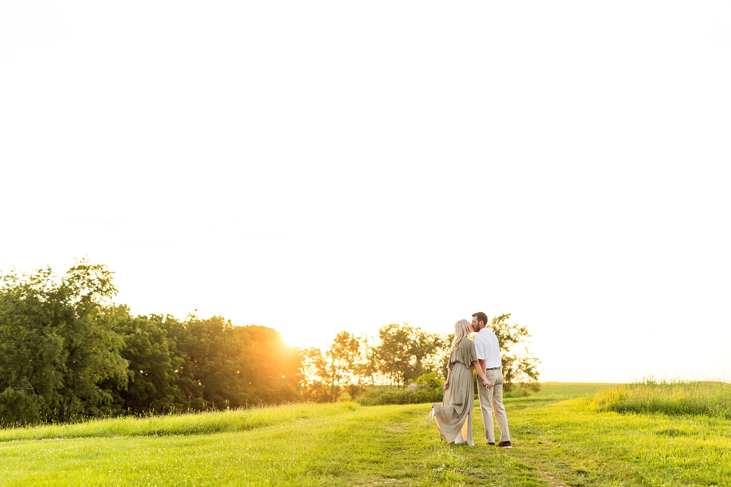 shady elms farm wedding pictures, shady elms farm wedding photos, shady elms farm hickory pa, farm wedding venues near pittsburgh, shady elms farm engagement photos