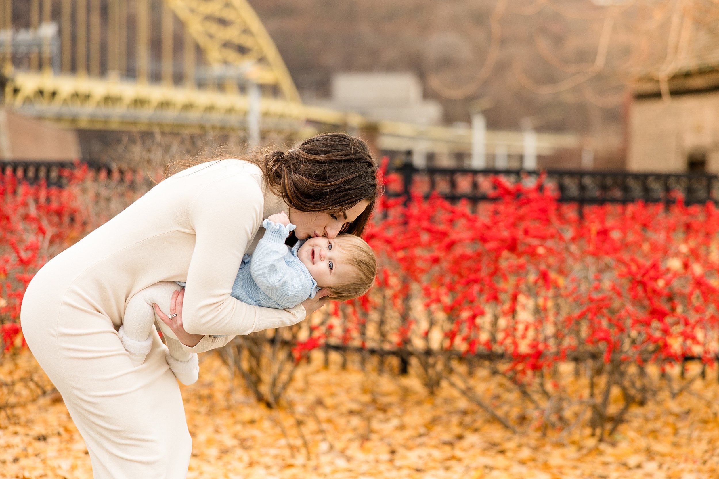 pittsburgh family photographer, point state park family photos, cranberry township photographer, zelienople family photographer