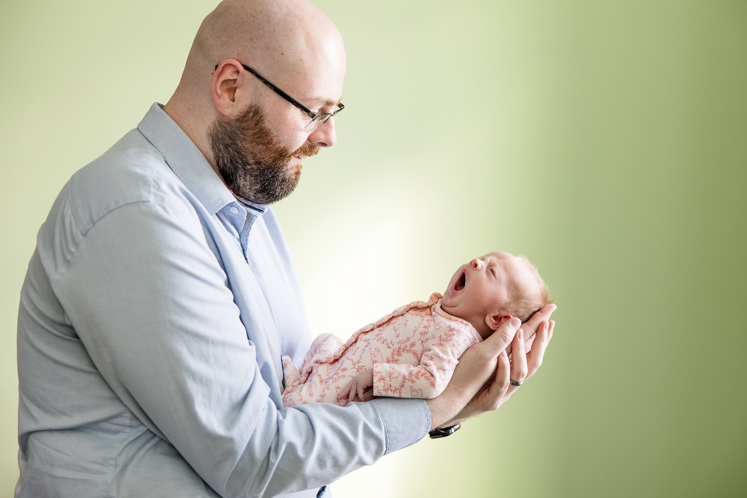 pittsburgh newborn photographer, in home newborn lifestyle family photos, zelienople photographer, cranberry township photographer