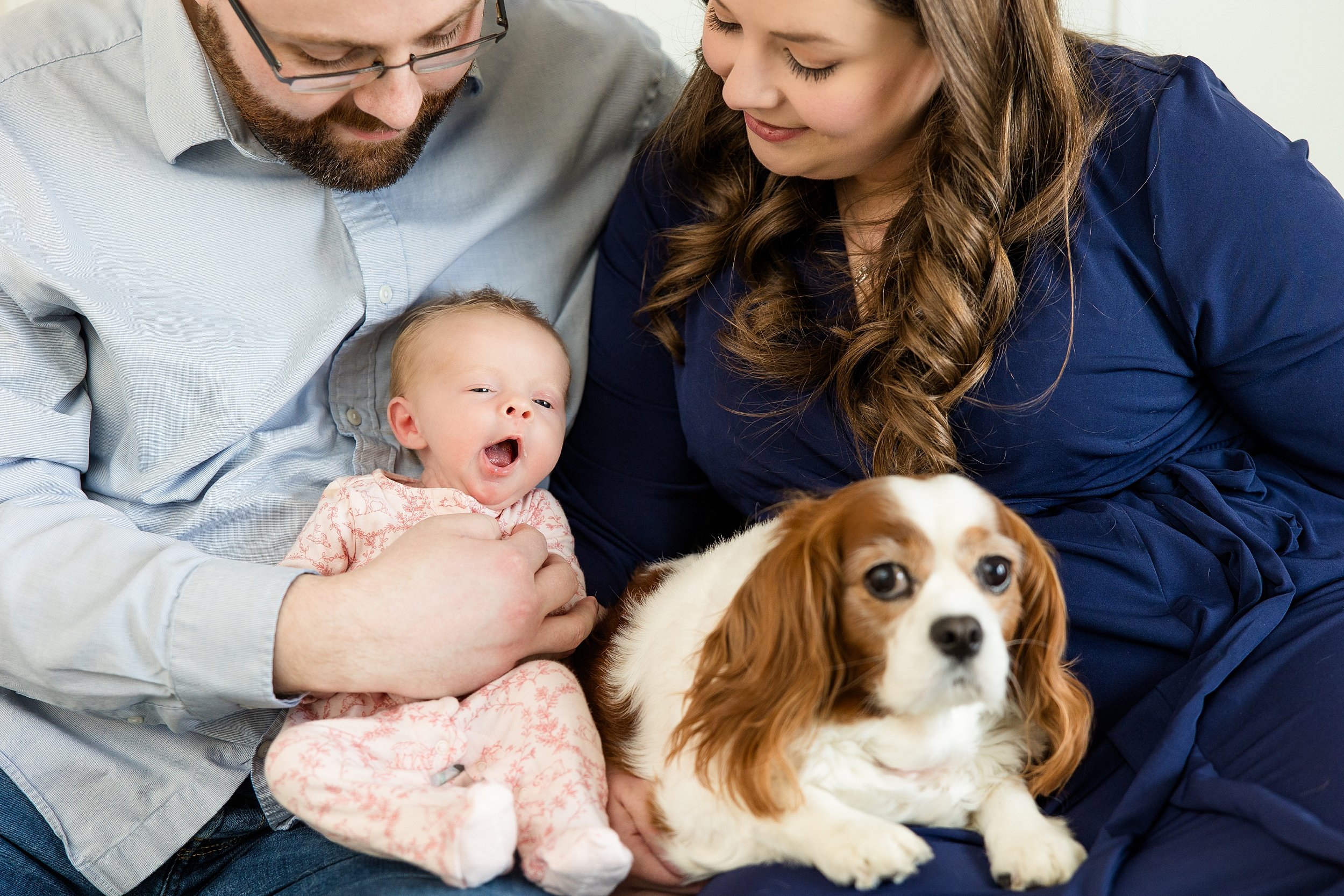 pittsburgh newborn photographer, in home newborn lifestyle family photos, zelienople photographer, cranberry township photographer