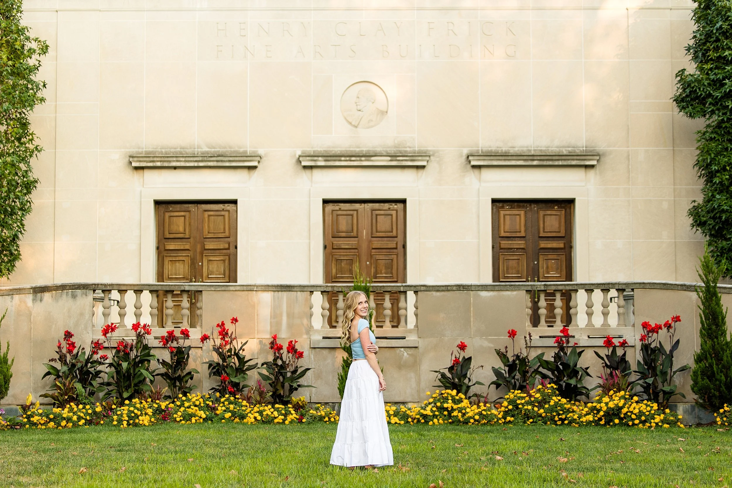 pittsburgh senior photographer, university of pittsburgh senior photos, cathedral of learning senior pictures