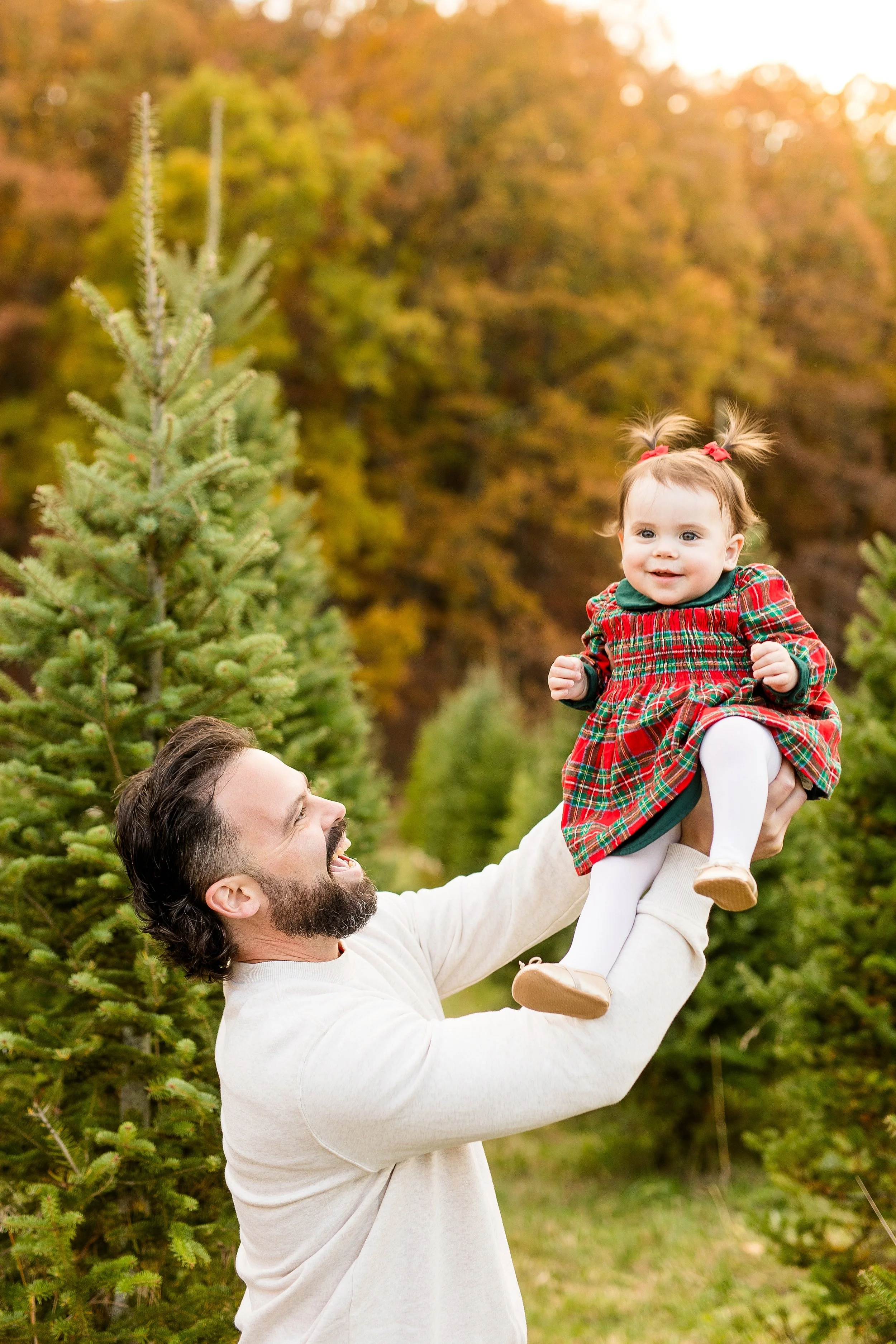 christmas tree farm mini photo sessions pittsburgh, christmas photos pittsburgh, grupps christmas tree farm photos, pittsburgh family photographer, zelienople photographer