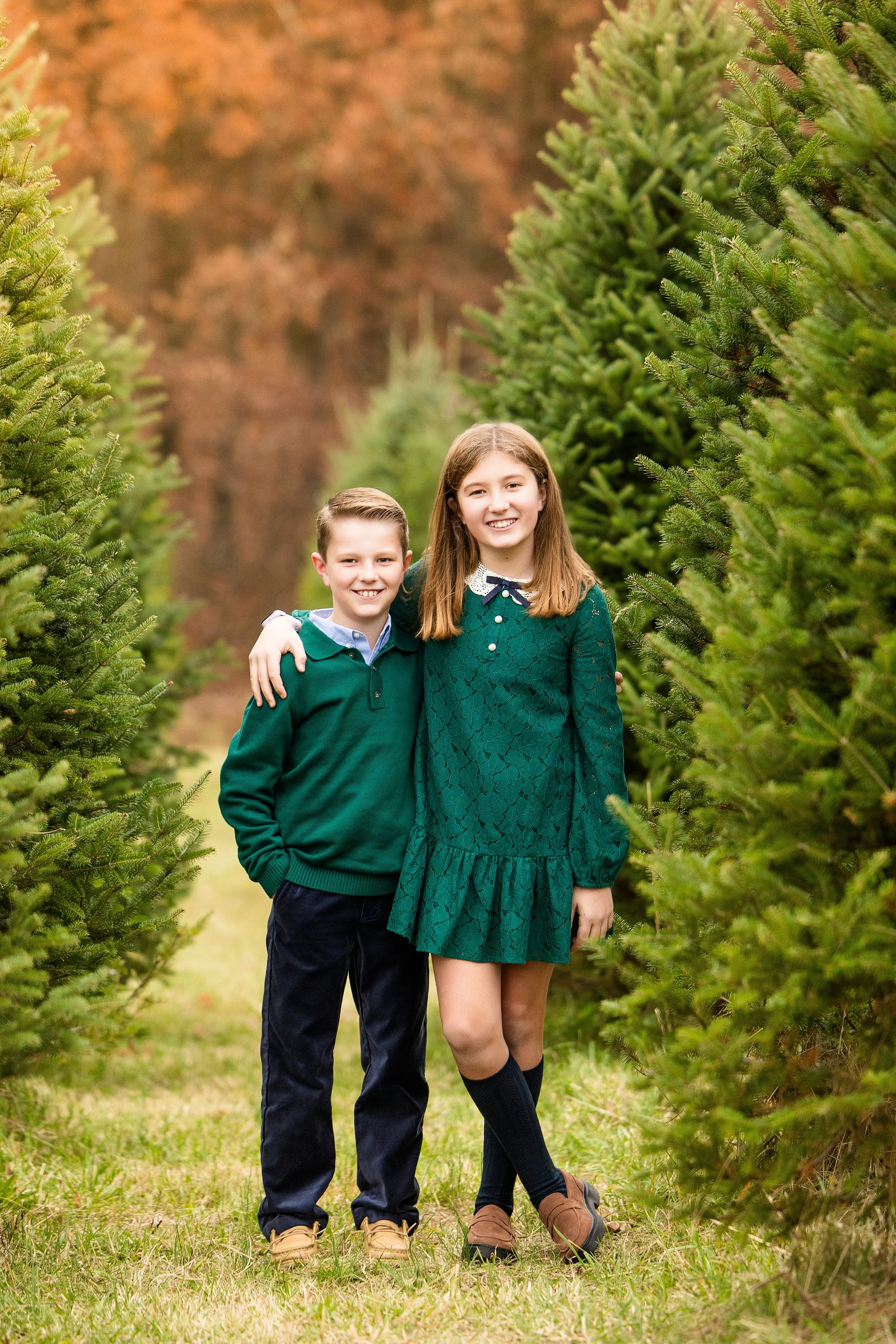 christmas tree farm mini photo sessions pittsburgh, christmas photos pittsburgh, grupps christmas tree farm photos, pittsburgh family photographer, zelienople photographer