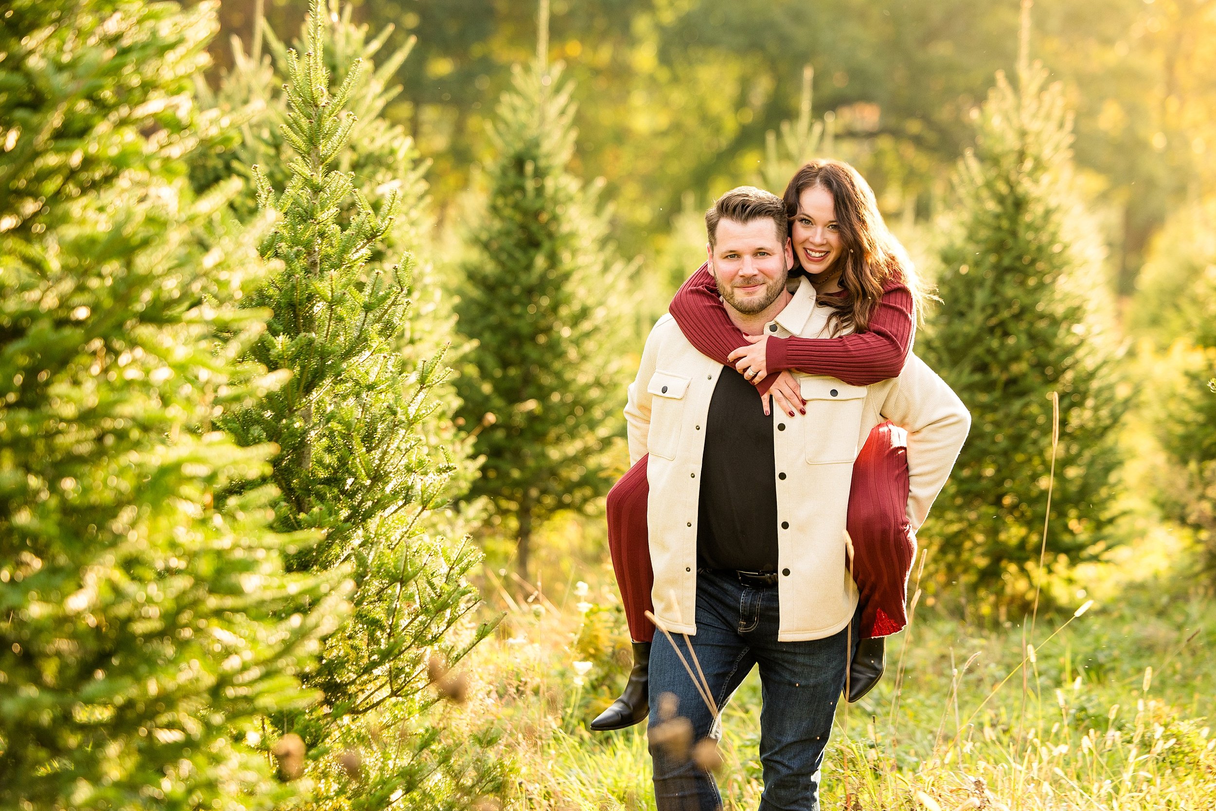 pittsburgh engagement photographer, christmas tree farm pictures pittsburgh, cranberry township photographer, zelienople photographer