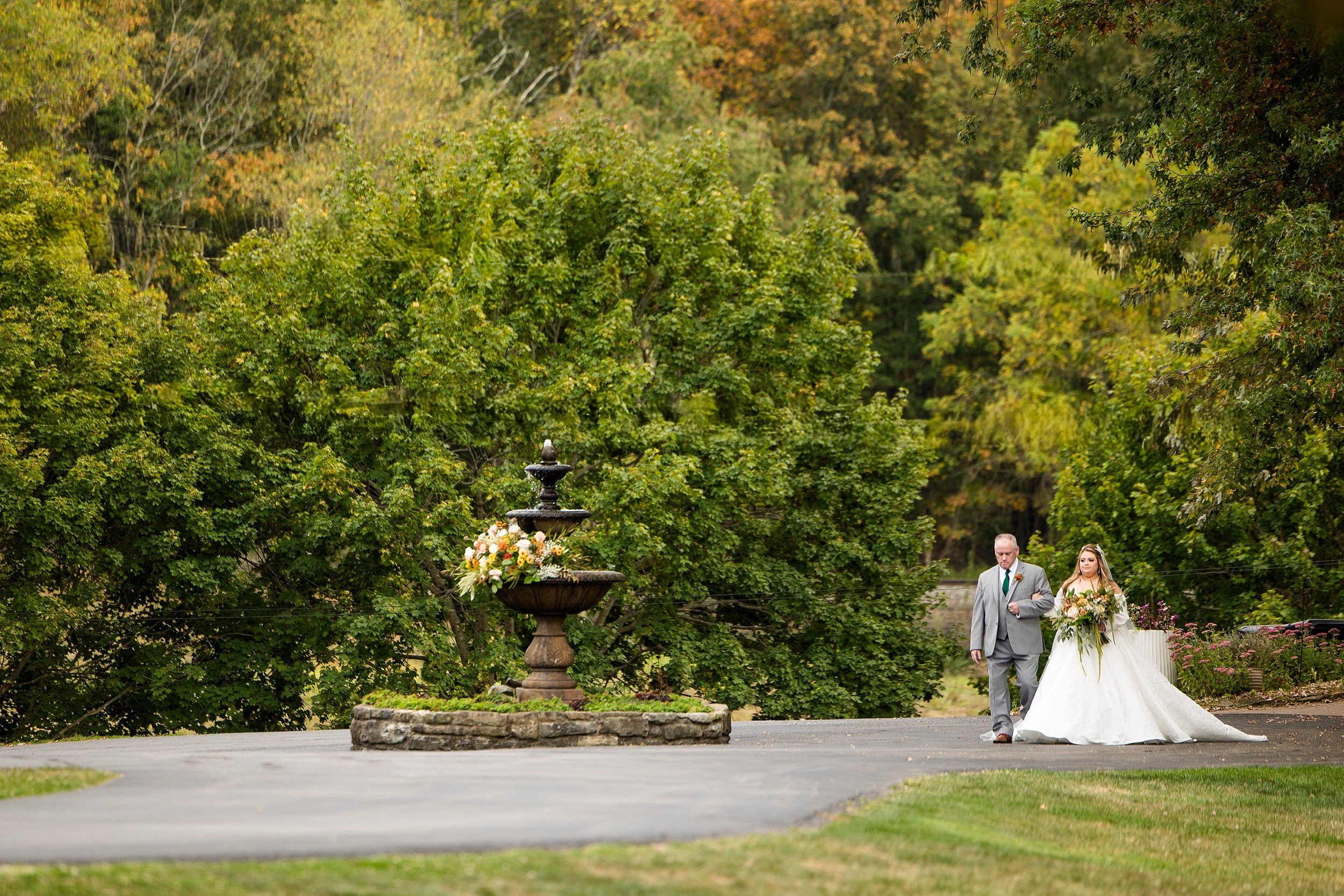 shady elms farm wedding pictures, shady elms farm wedding photos, pittsburgh wedding photographer