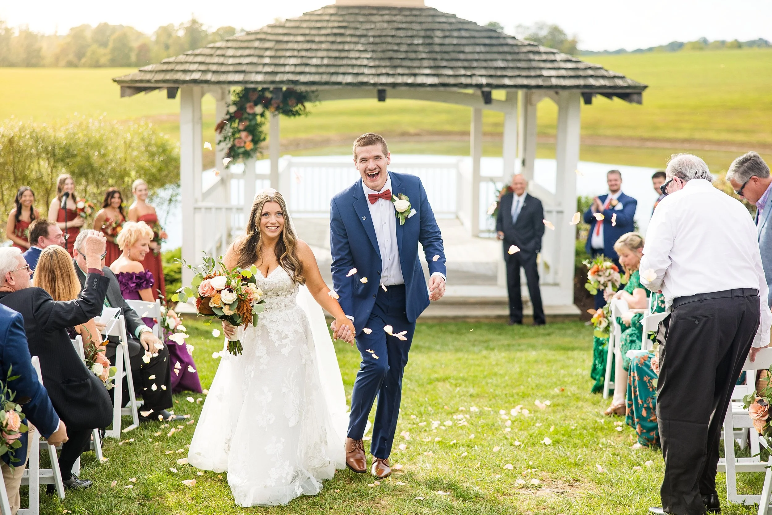 white barn prospect pa wedding pictures, pittsburgh wedding photographer, white barn wedding photos, farm wedding venues pittsburgh