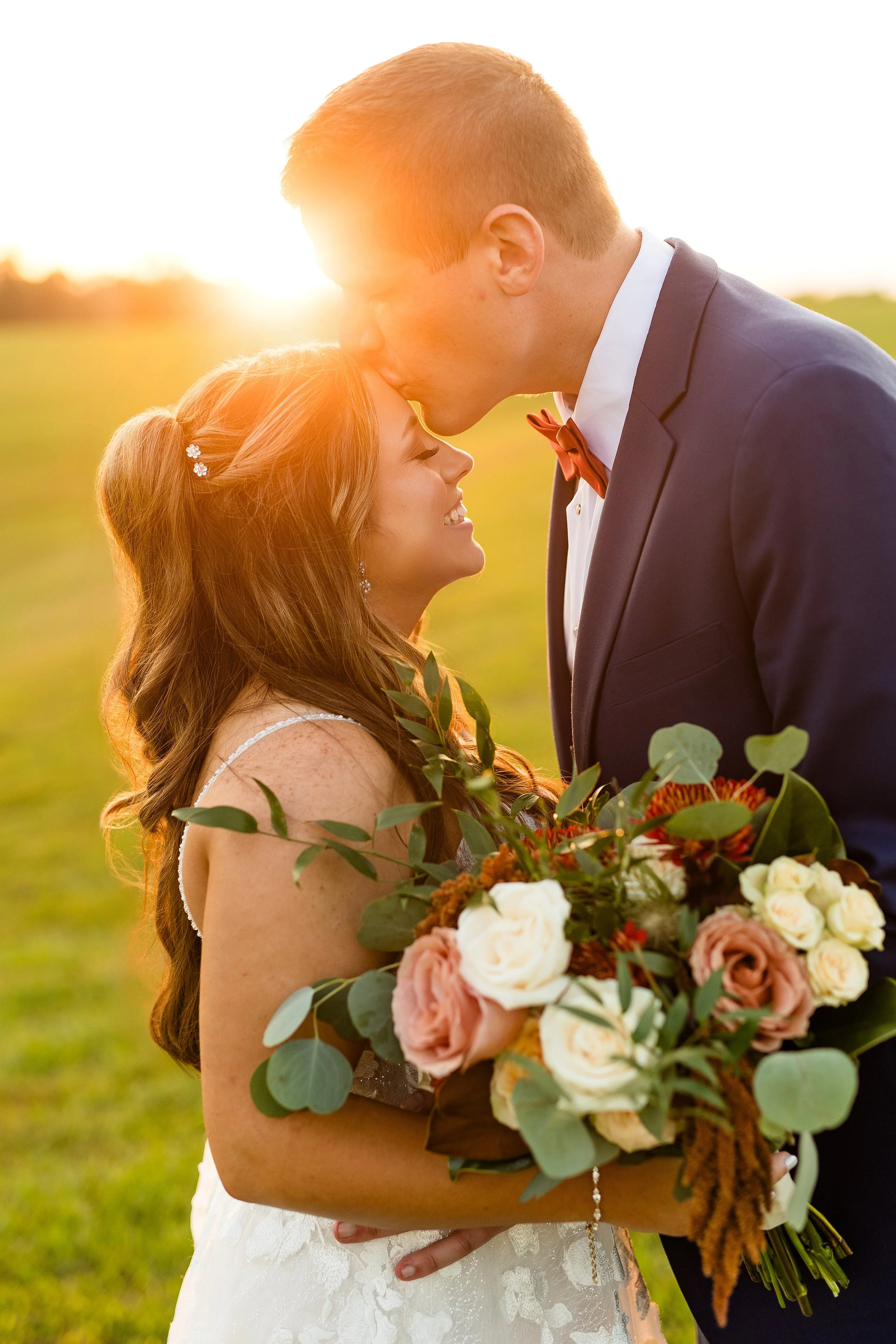 white barn prospect pa wedding pictures, pittsburgh wedding photographer, white barn wedding photos, farm wedding venues pittsburgh