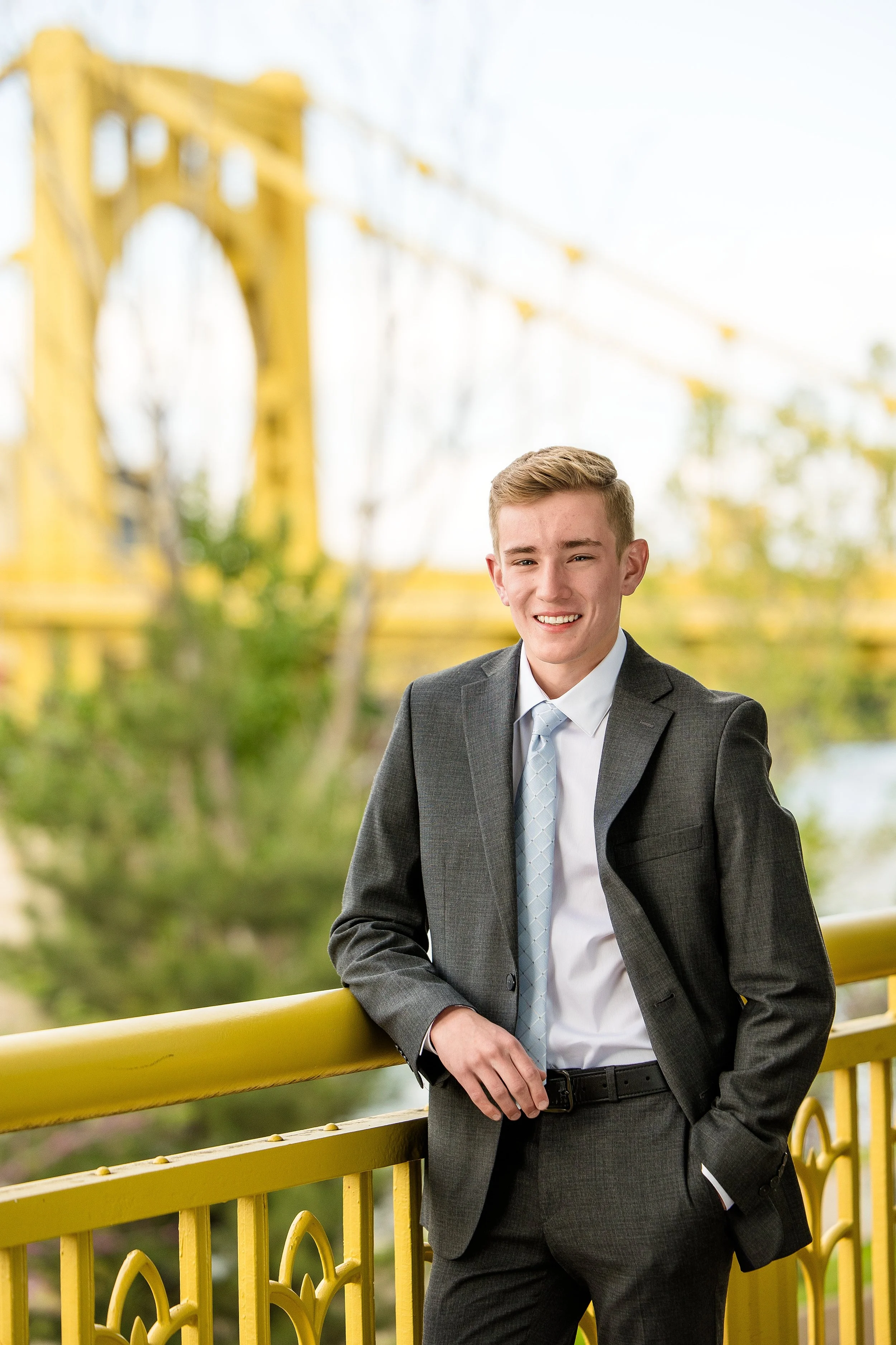 pittsburgh senior pictures, pittsburgh senior photographer, roberto clemente senior pictures, point state park senior photos