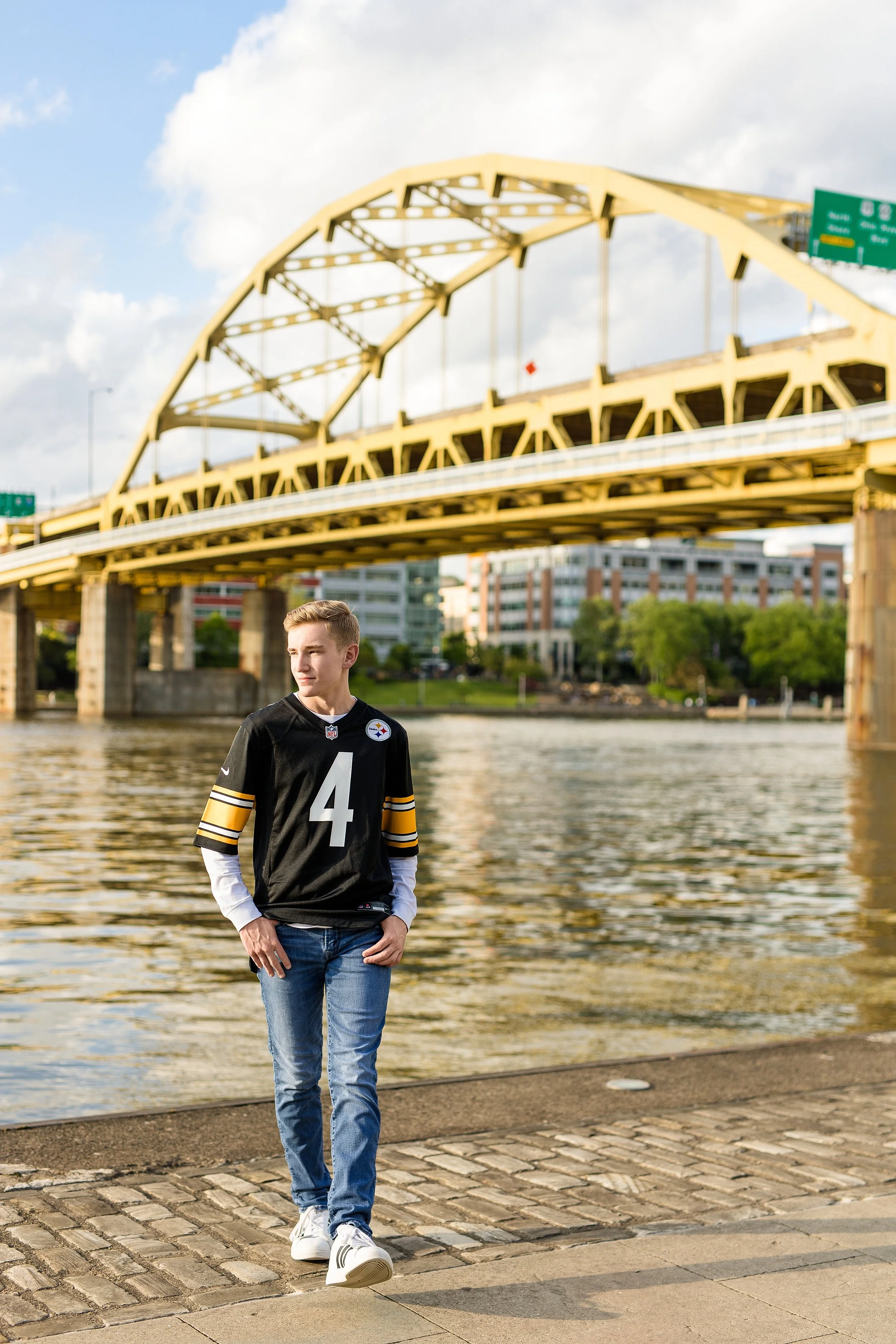 pittsburgh senior pictures, pittsburgh senior photographer, roberto clemente senior pictures, point state park senior photos