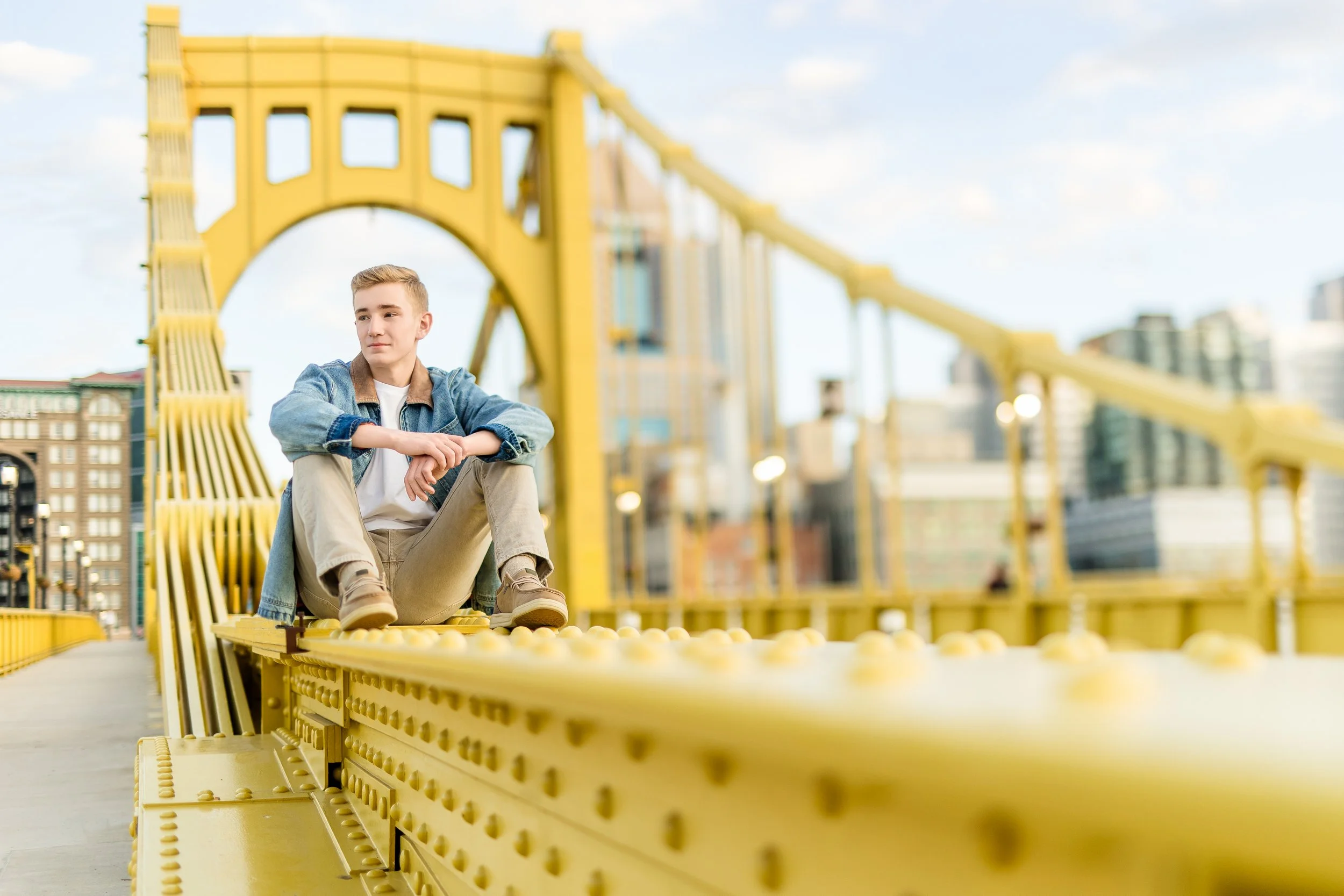 Tyler R: Downtown Pittsburgh Senior Photos