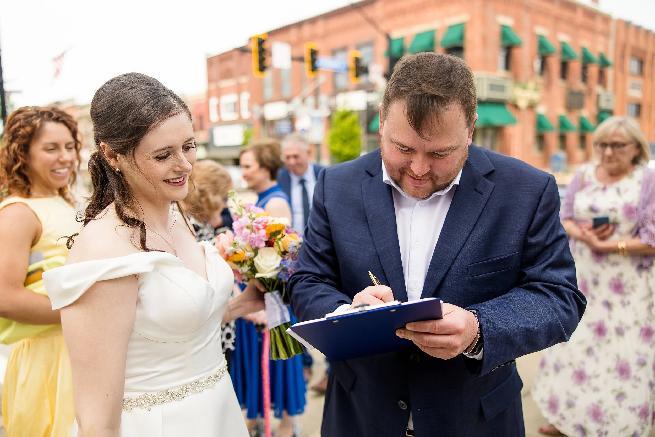 butler county courthouse elopement, butler county courthouse wedding pictures, zelienople wedding pictures, historic harmony wedding photos