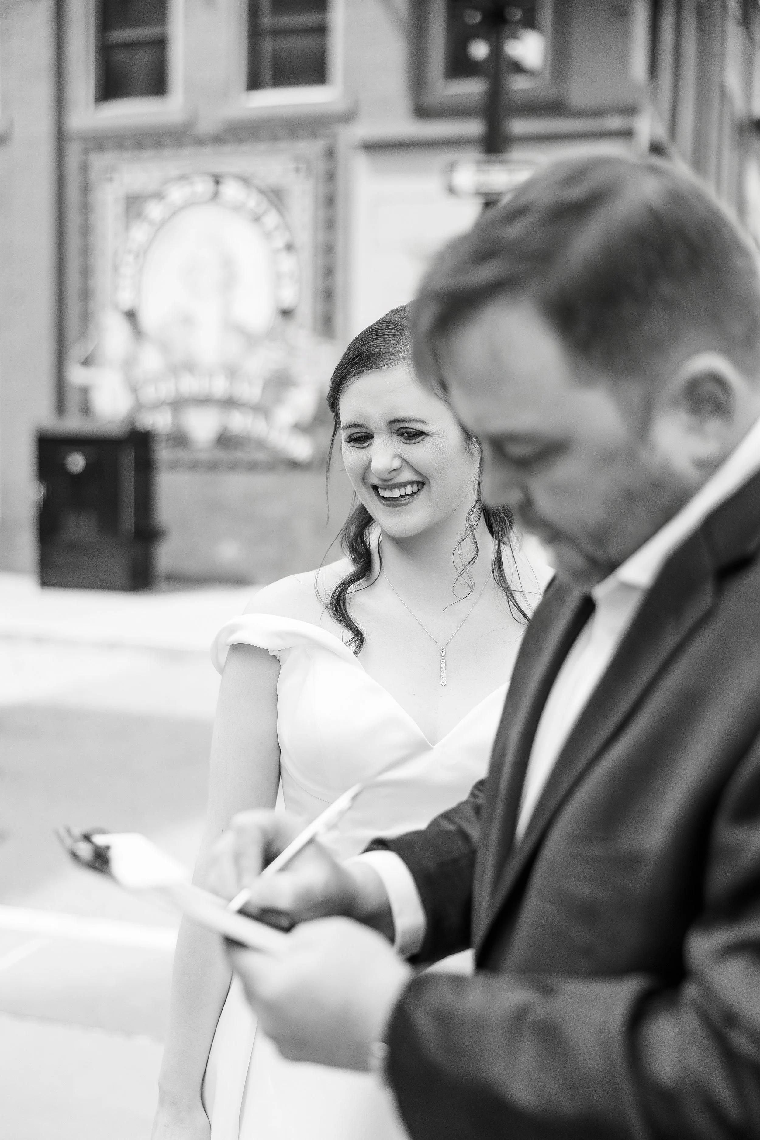 butler county courthouse elopement, butler county courthouse wedding pictures, zelienople wedding pictures, historic harmony wedding photos