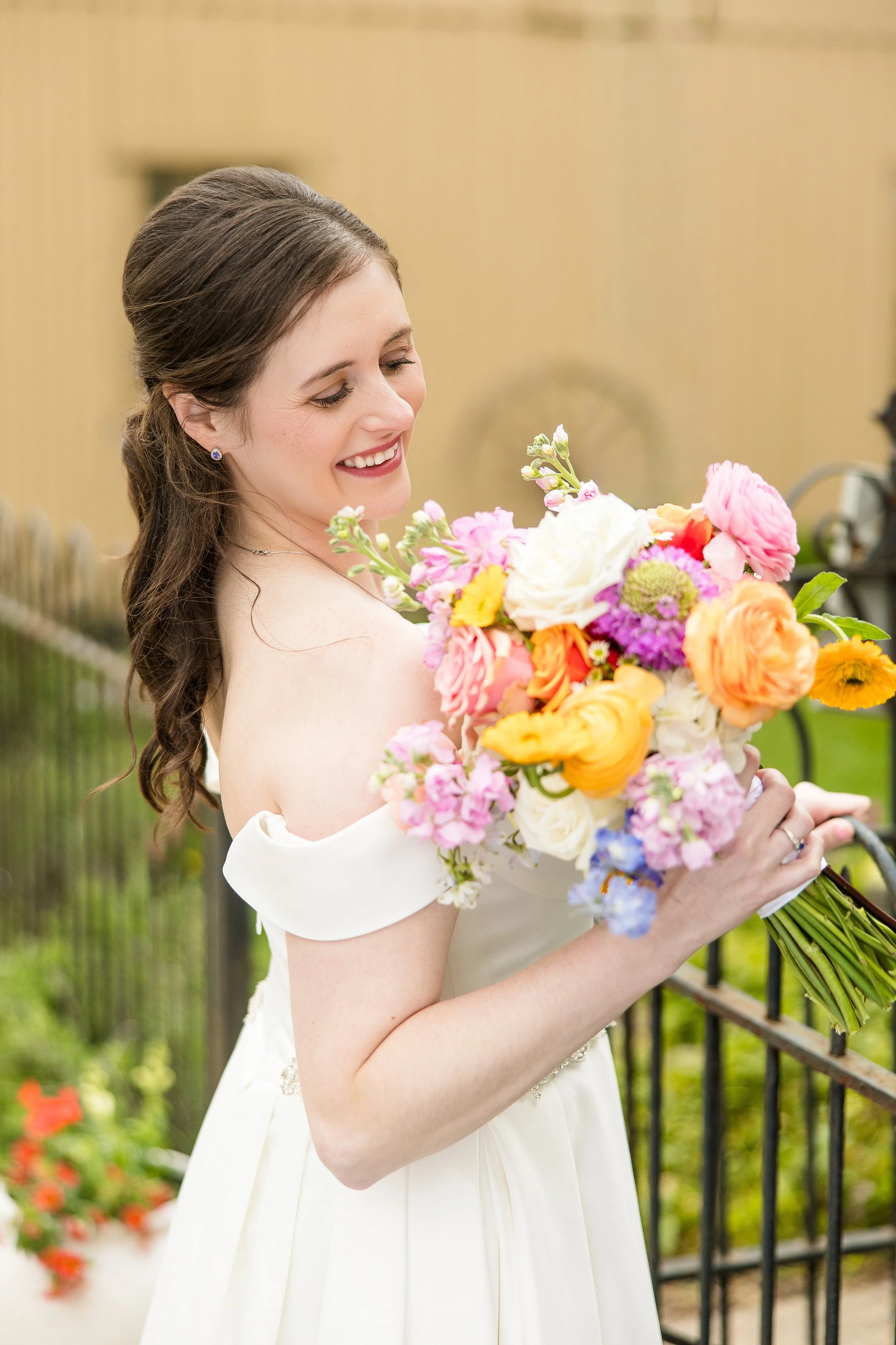butler county courthouse elopement, butler county courthouse wedding pictures, zelienople wedding pictures, historic harmony wedding photos