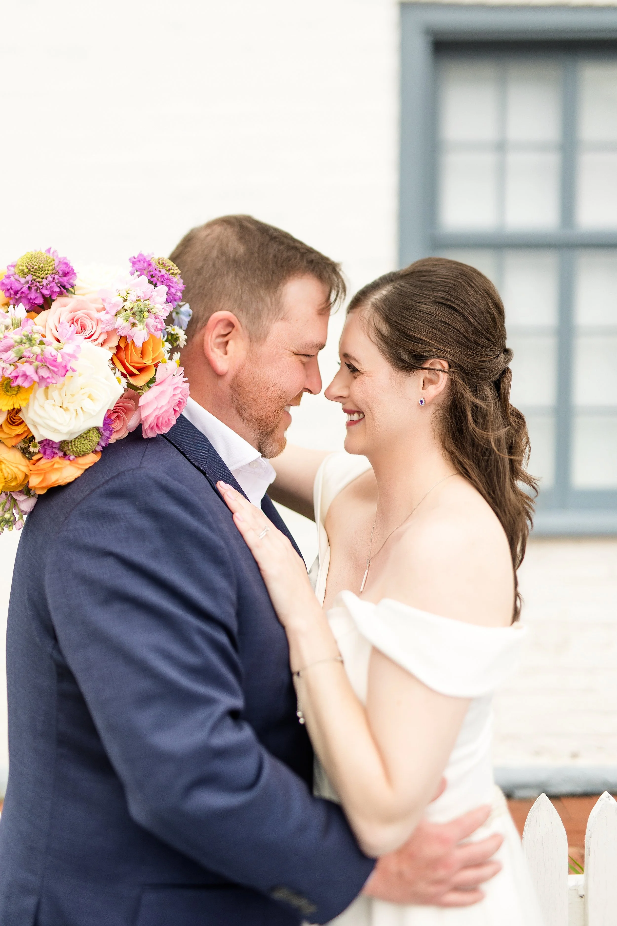 butler county courthouse elopement, butler county courthouse wedding pictures, zelienople wedding pictures, historic harmony wedding photos