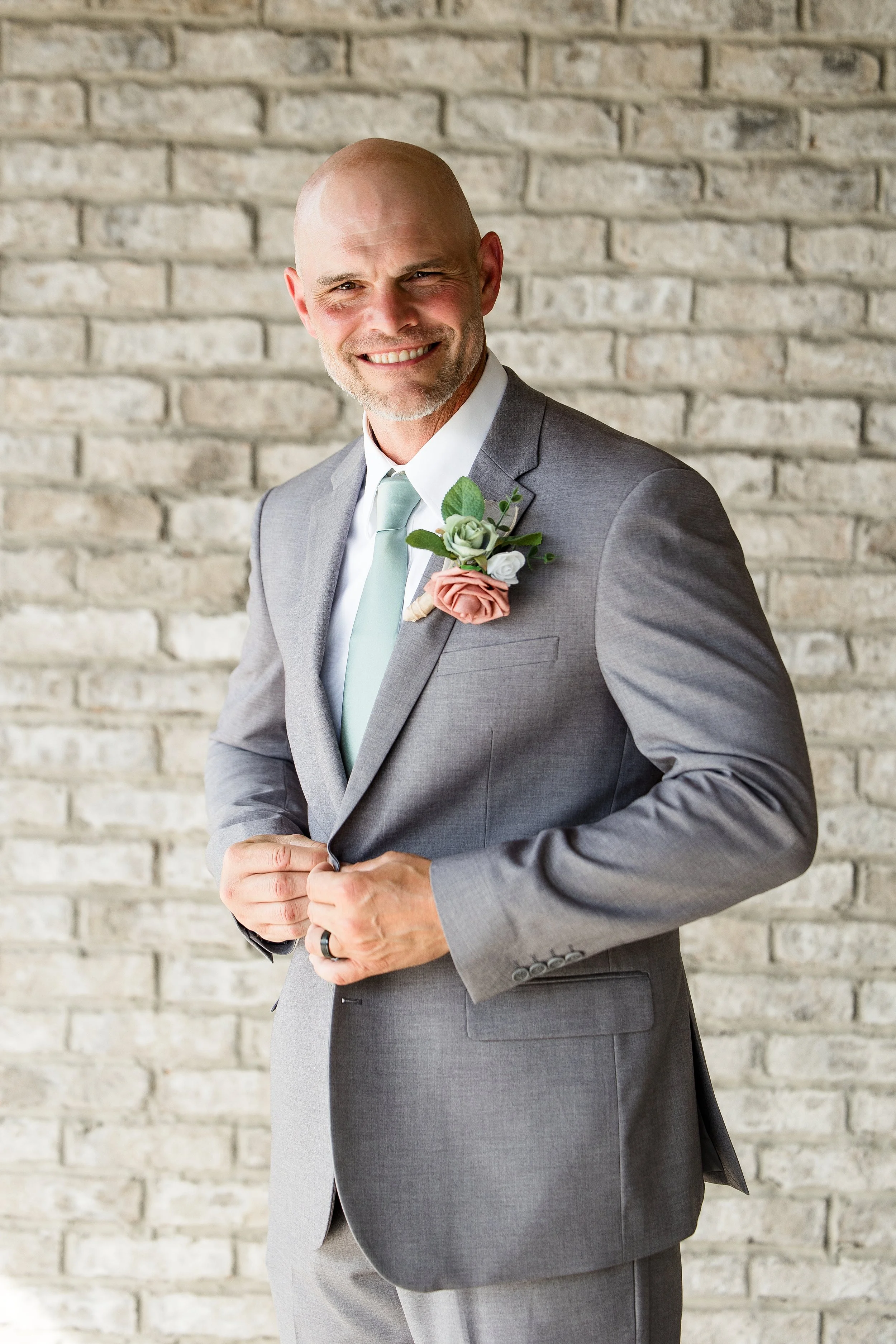 pittsburgh wedding photographer, mars pa wedding photos, cranberry township wedding photographer, backyard wedding mars pa
