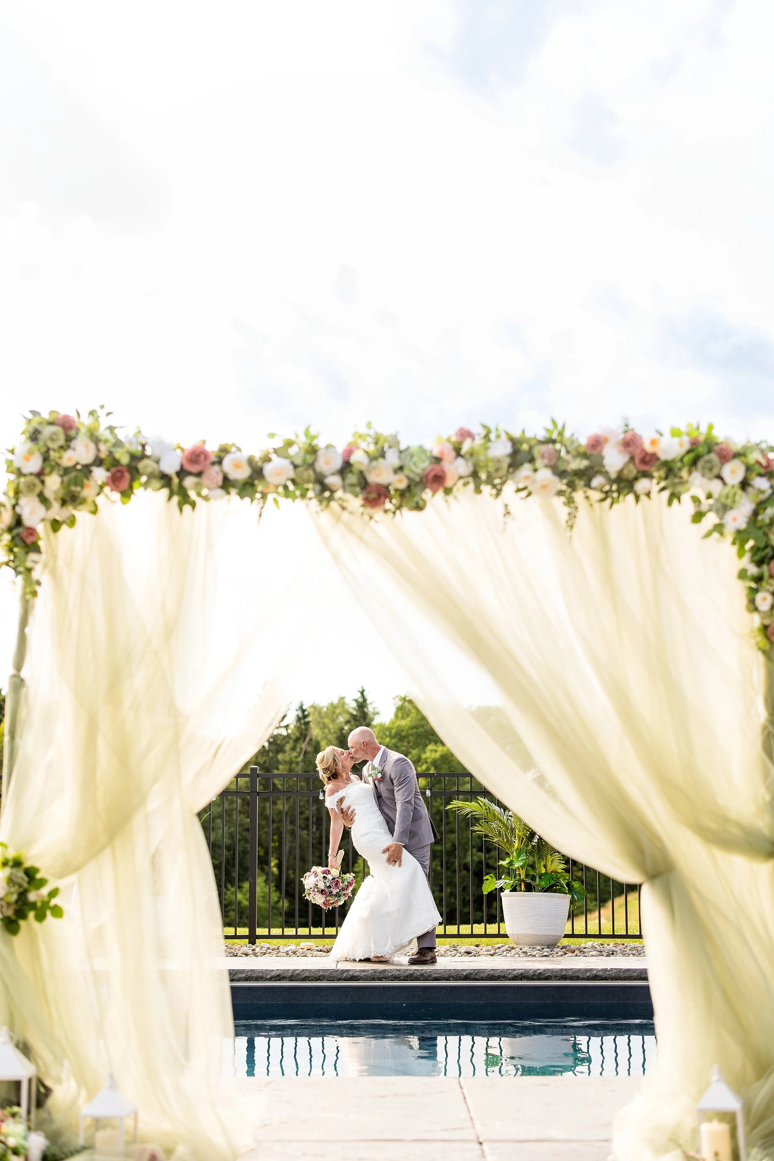 pittsburgh wedding photographer, mars pa wedding photos, cranberry township wedding photographer, backyard wedding mars pa