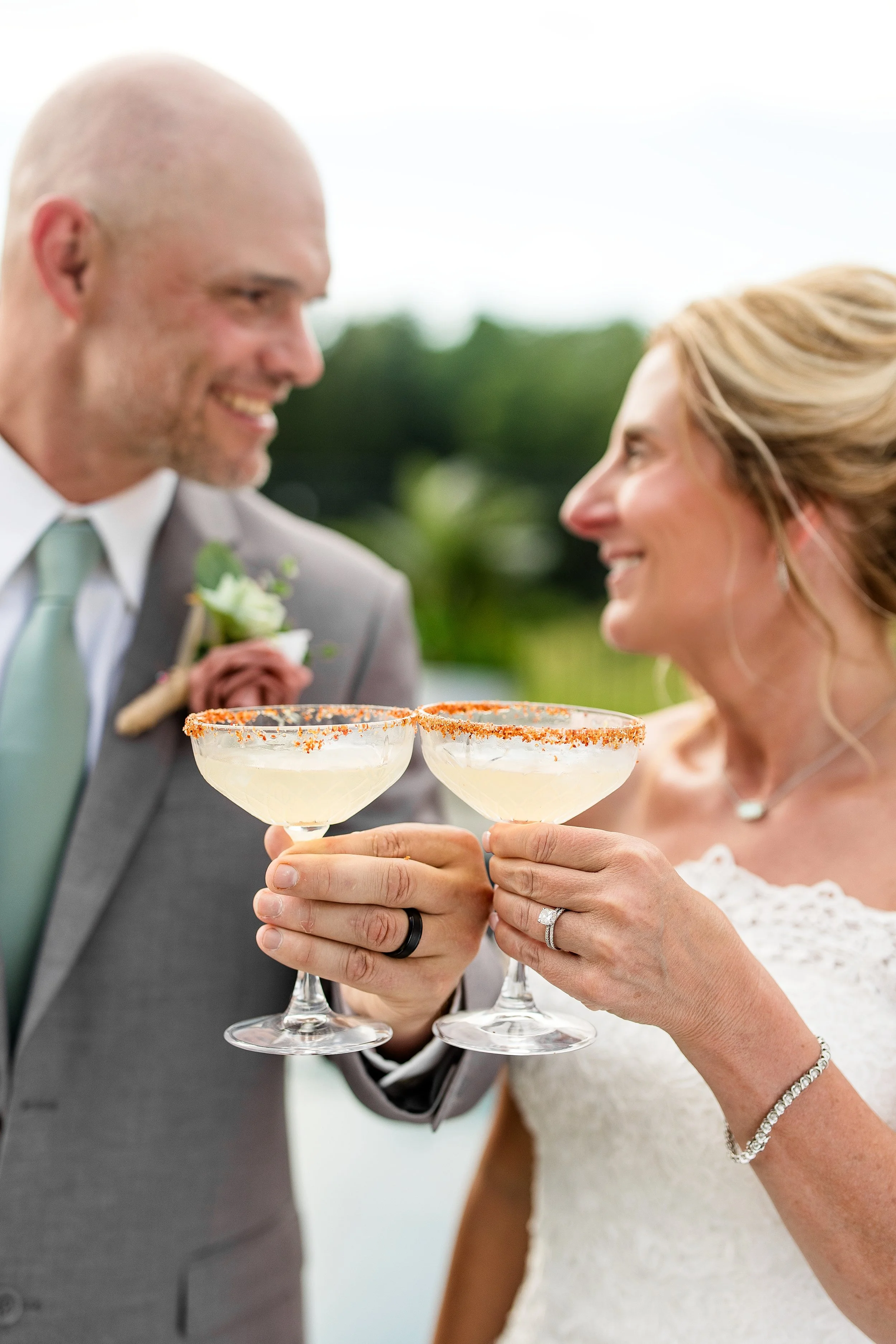 pittsburgh wedding photographer, mars pa wedding photos, cranberry township wedding photographer, backyard wedding mars pa