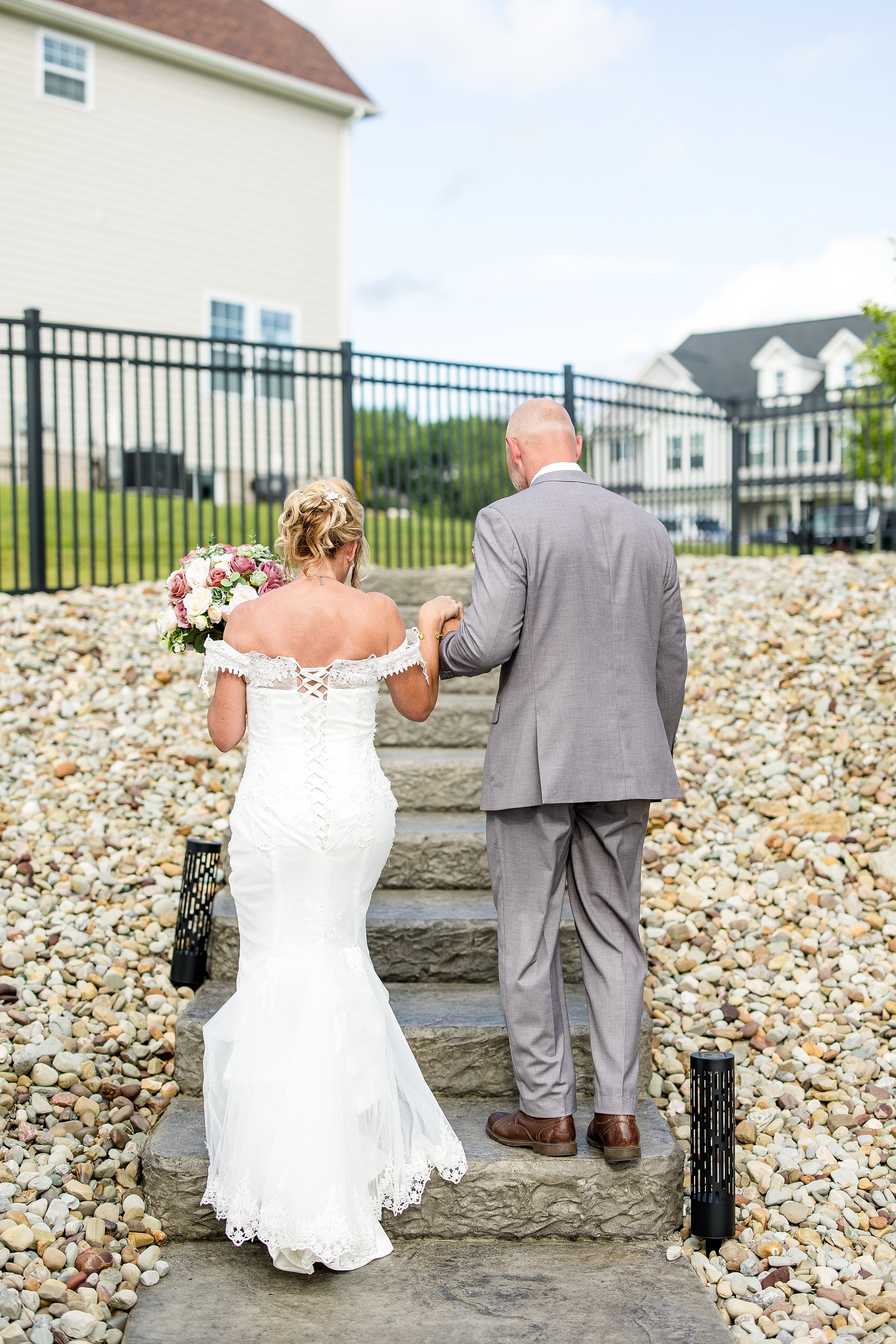 pittsburgh wedding photographer, mars pa wedding photos, cranberry township wedding photographer, backyard wedding mars pa