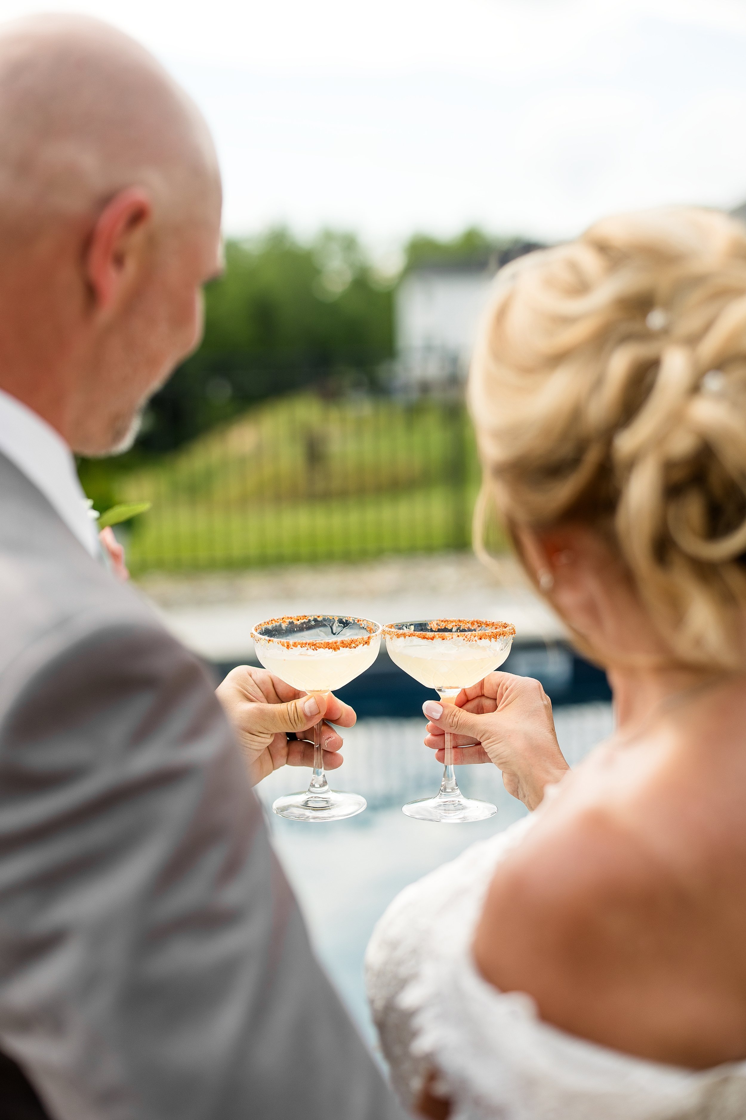 pittsburgh wedding photographer, mars pa wedding photos, cranberry township wedding photographer, backyard wedding mars pa