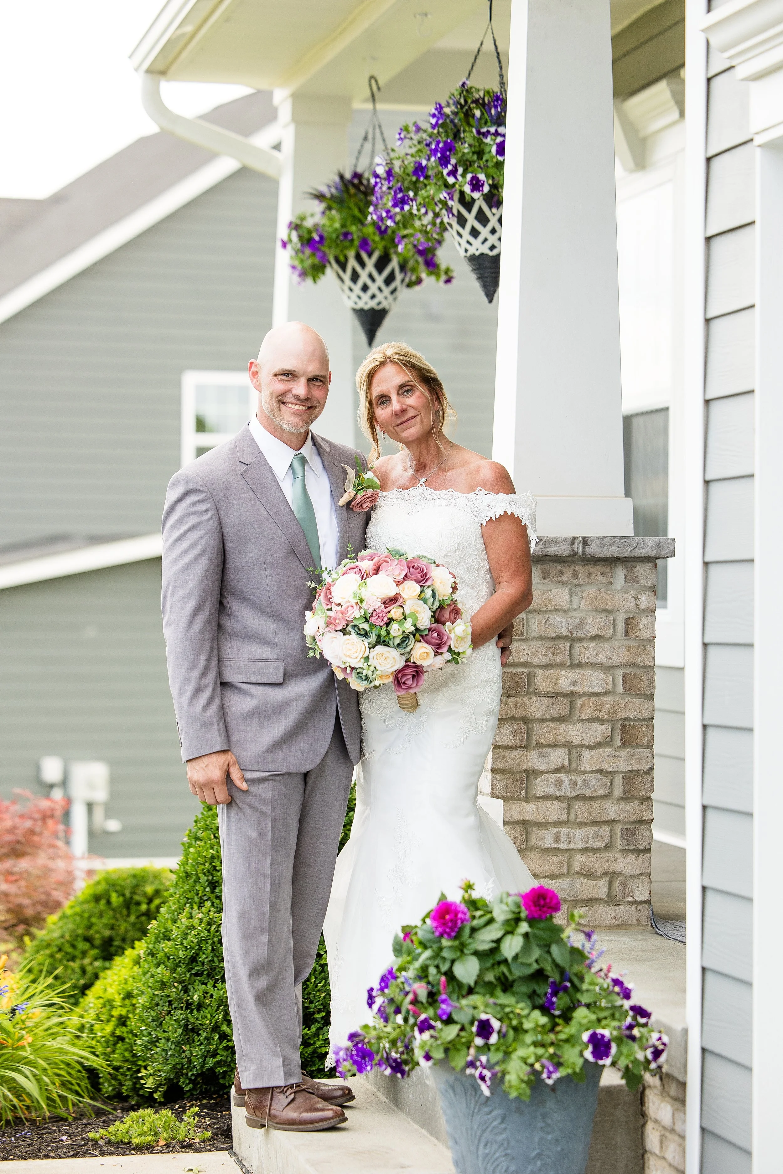 pittsburgh wedding photographer, mars pa wedding photos, cranberry township wedding photographer, backyard wedding mars pa