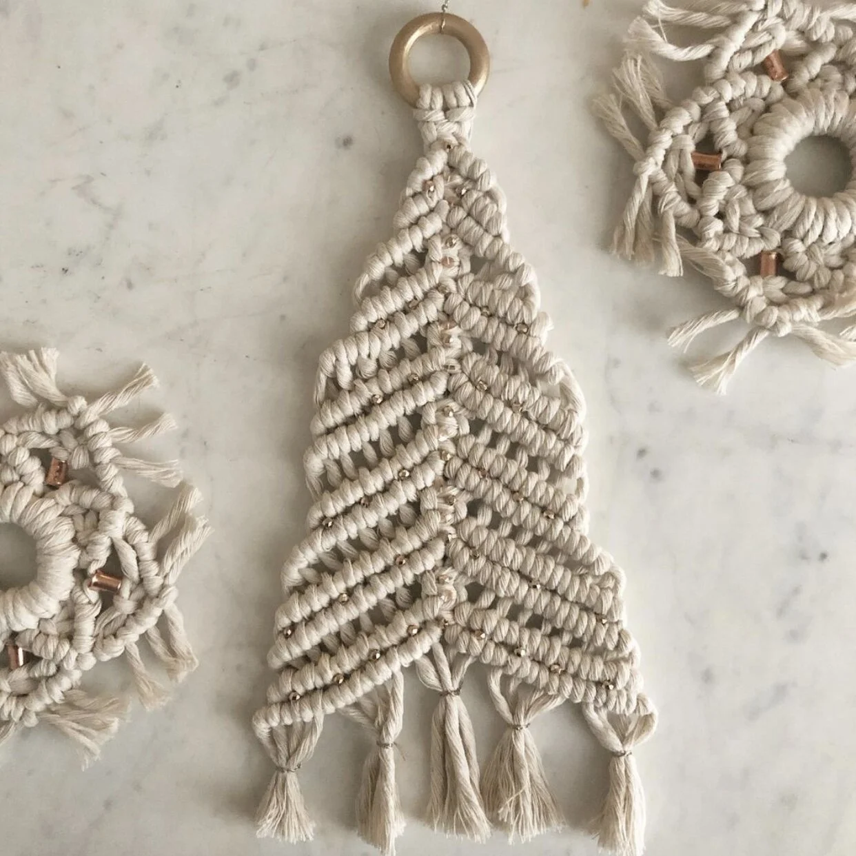 Only tree is included in this order- snowflakes sold separately