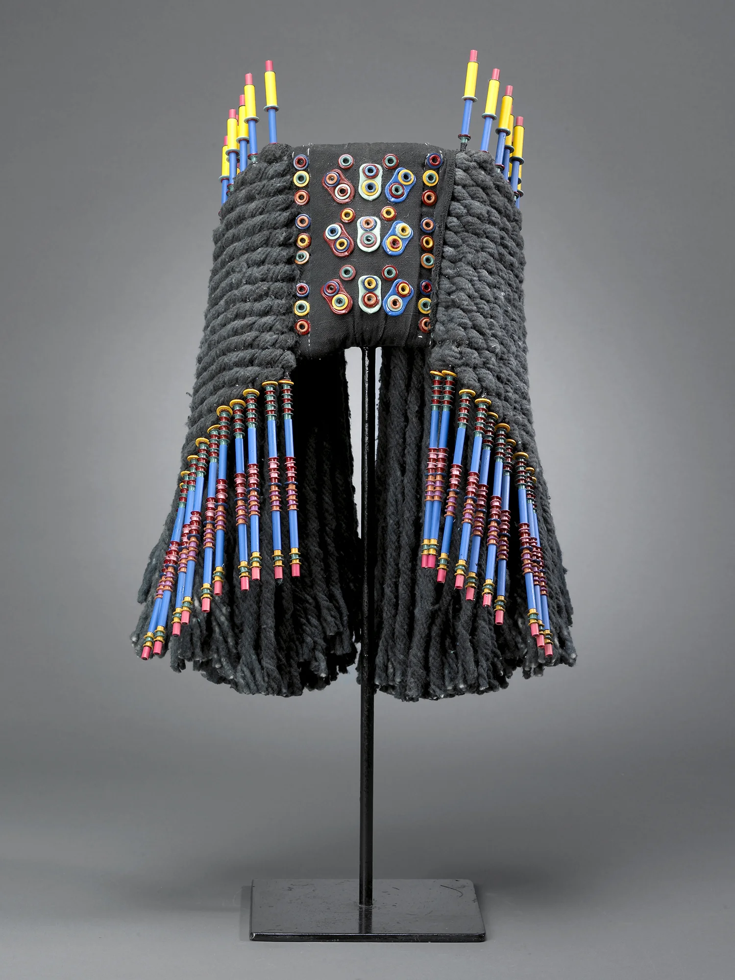 Mop with Soda Can Tabs