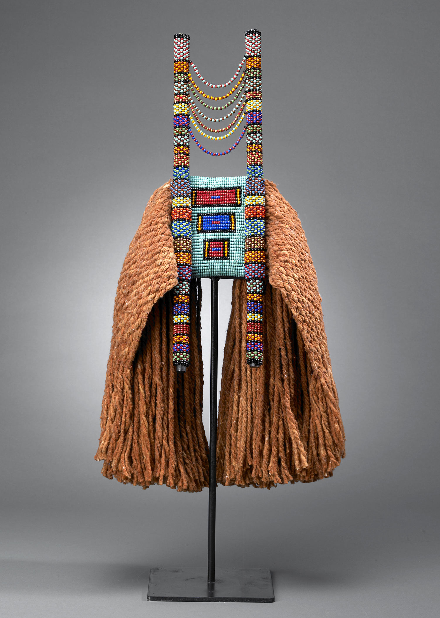 Mop with Hanging Beads