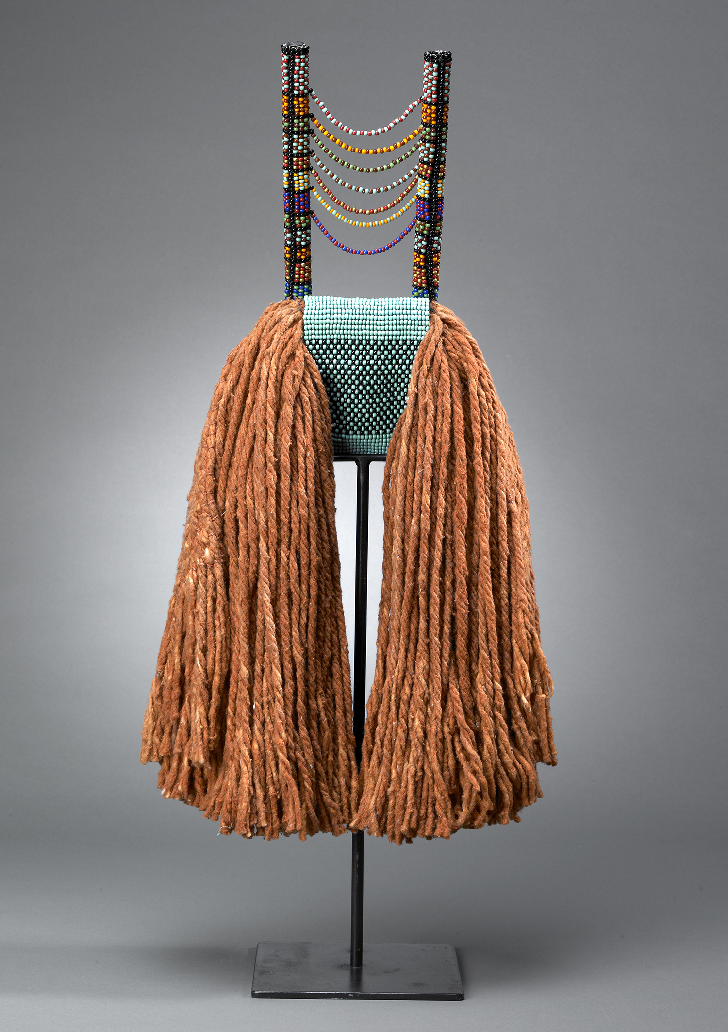 Mop with Hanging Beads _ Back