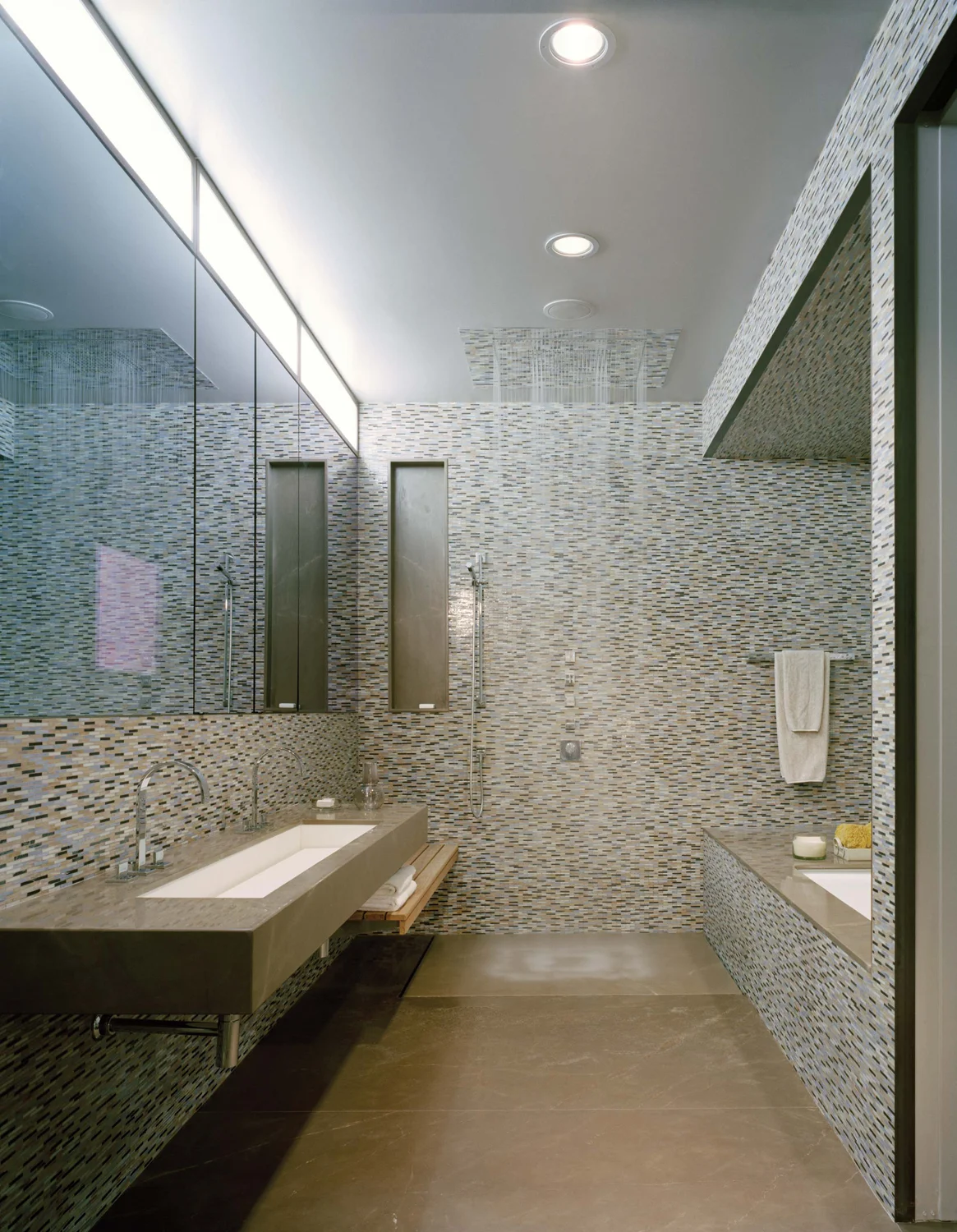 masterbath.jpg