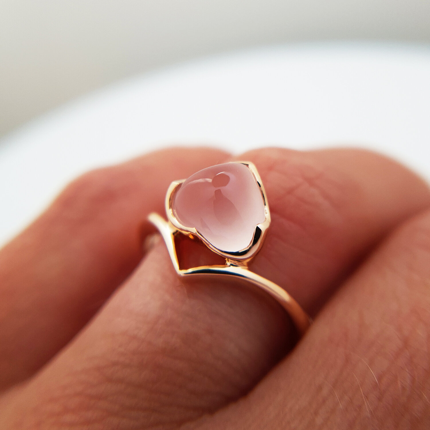 rose quartz cabochon.jpg