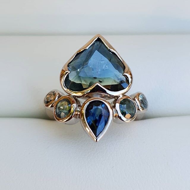 &deg;&bull;☆Mimosa Style☆&bull;&deg;
***SOLD***
Custom Sapphire Engagement ring by @franbarkerdesign