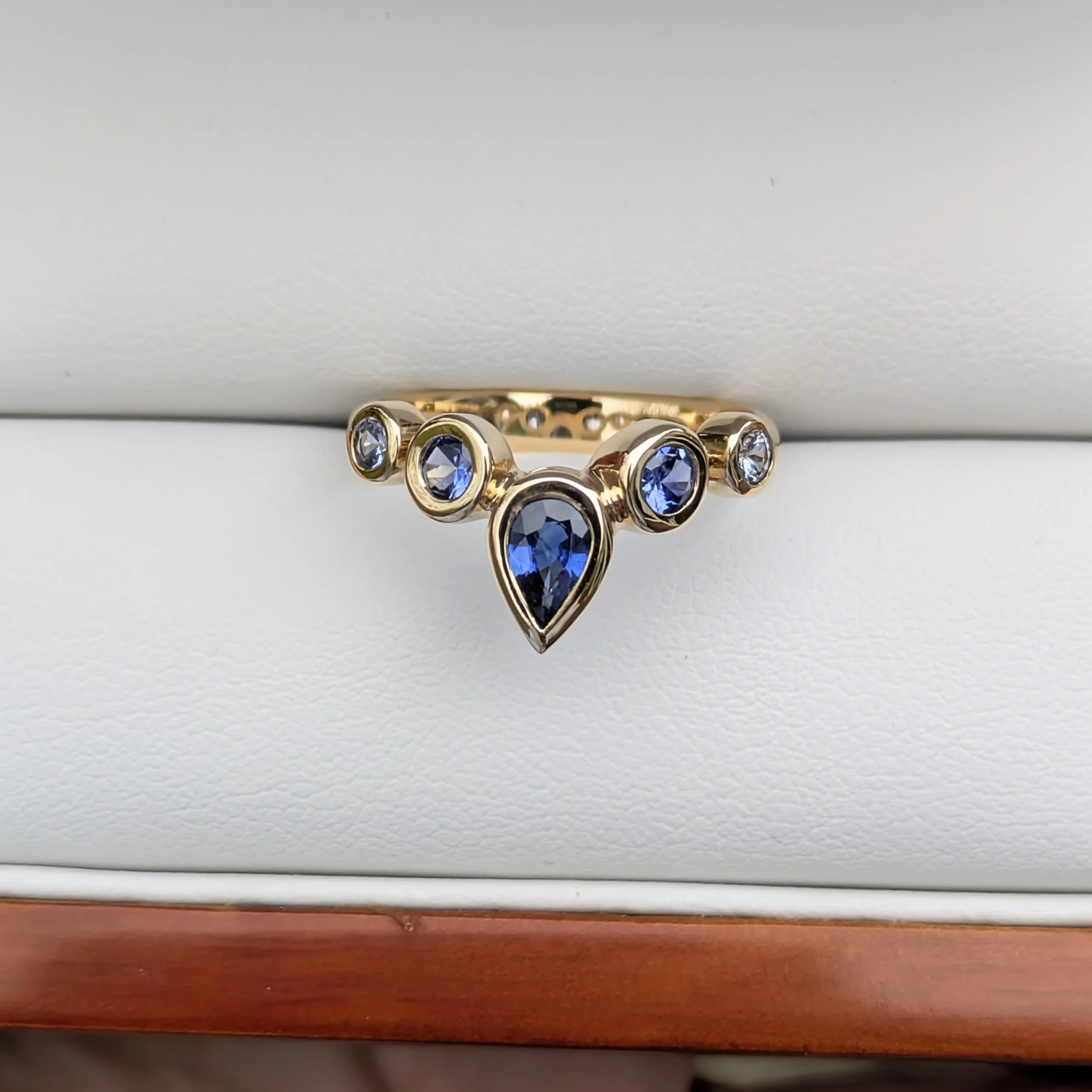 18ct Gold Ombré Sapphire Wishbone Ring - MADE TO ORDER
