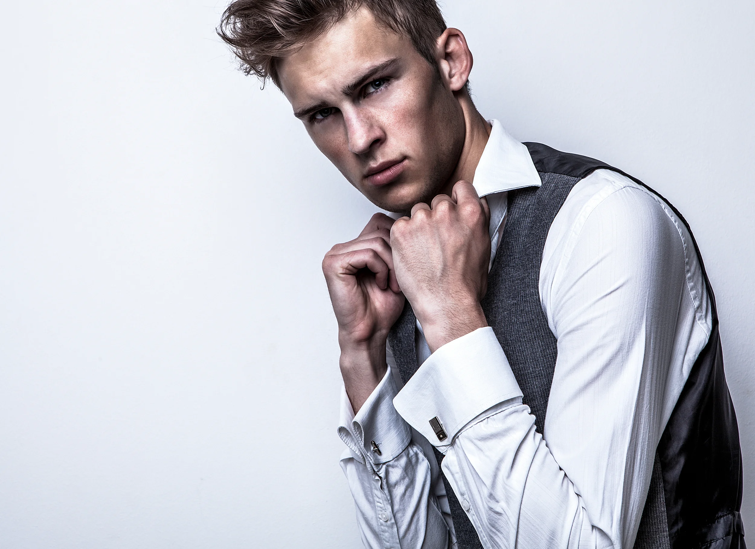 Male pop collar.jpg