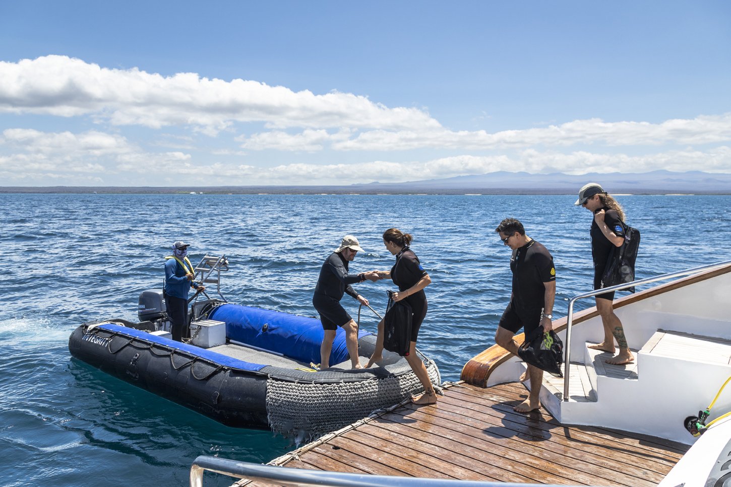 guides-snorkeling.jpg