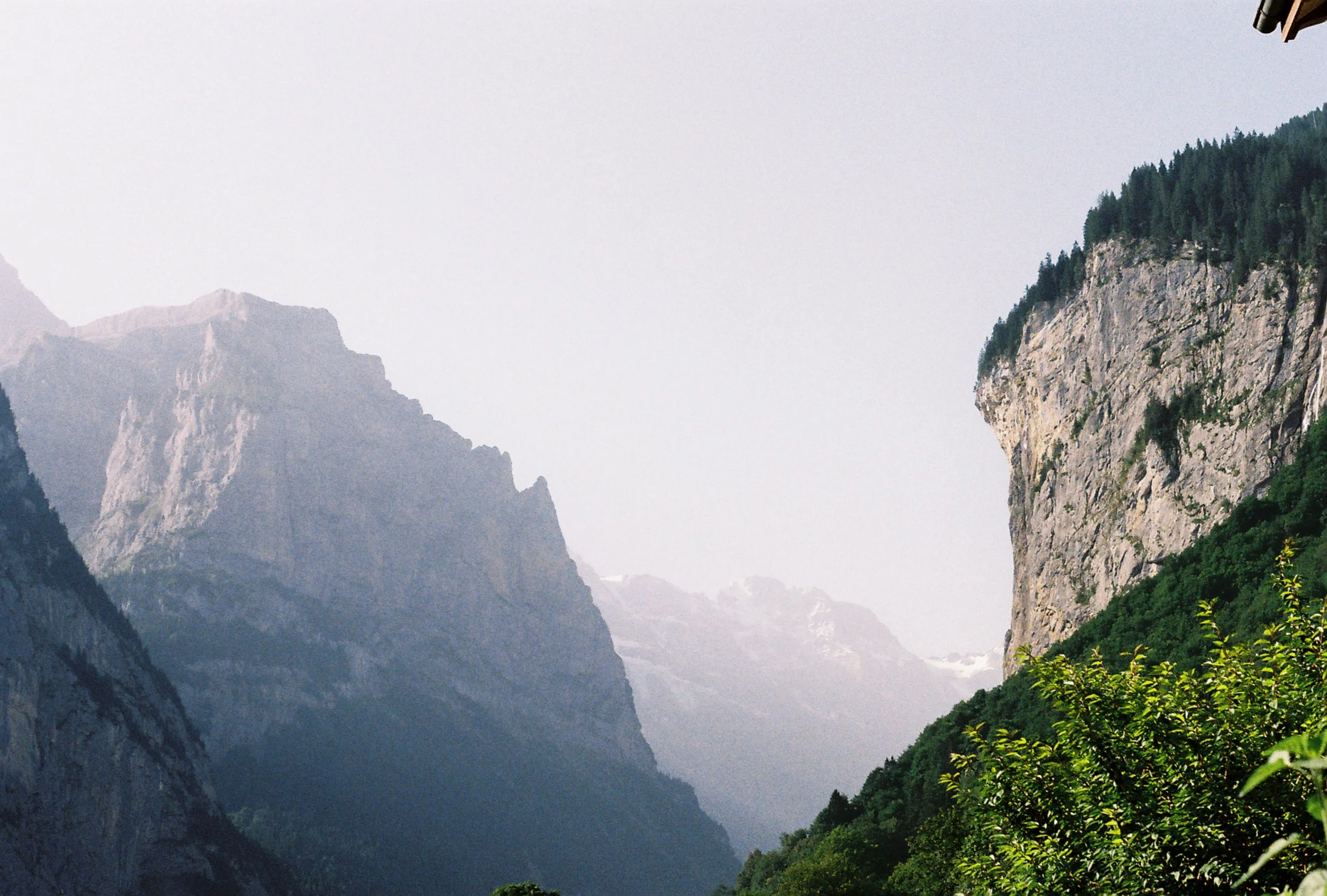 R1-01377-017A.JPG