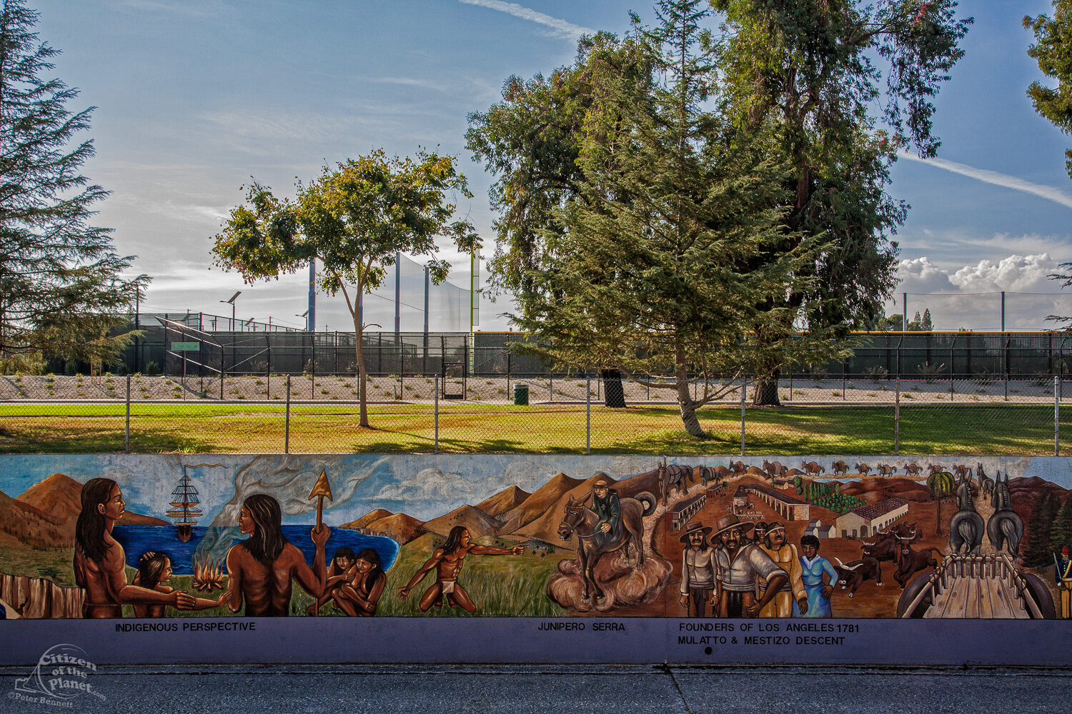  The Great Wall of Los Angeles depicts the history of California as seen through the eyes of women and minorities. The mural, located along the Tujunga Wash, is designed by Judith Baca and executed with the help of over 400 community youth and artist