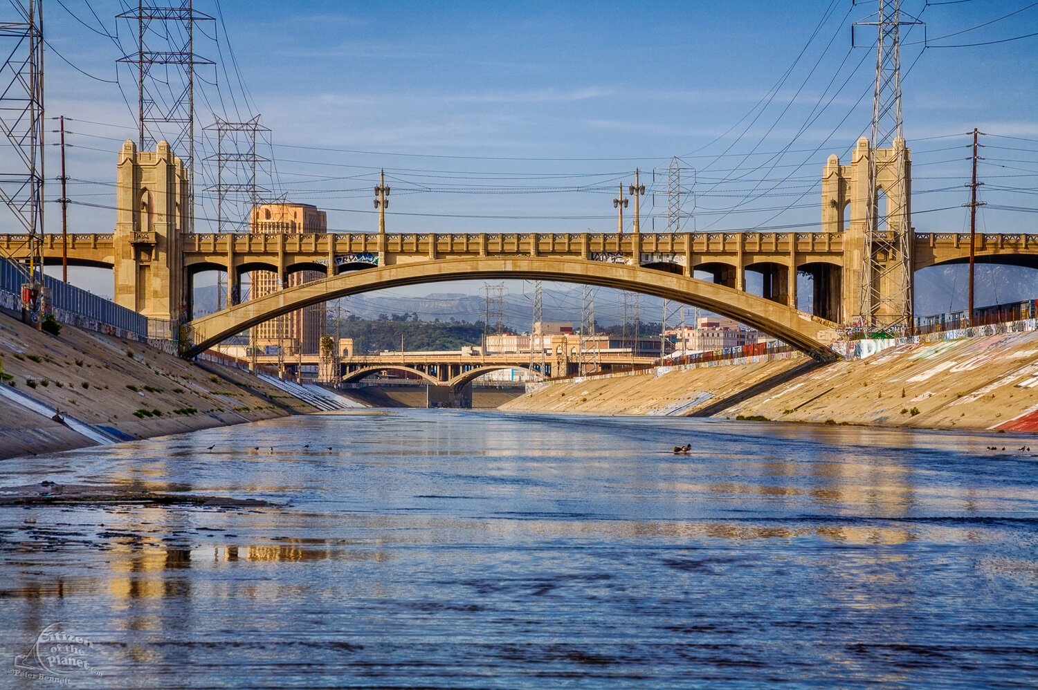  The historic 4th Street bridge over the river in downtown Los Angeles. 