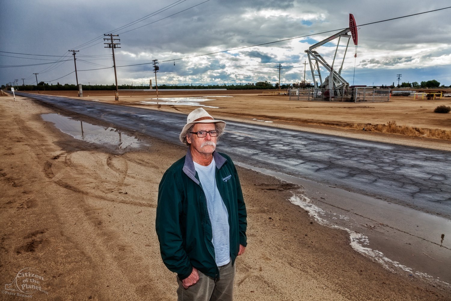  Tom Frantz is a fourth generation farmer and an air quality and anti-fracking activist who acts as a watchdog over the local oil and gas industry activities. Shafter, Kern County. 