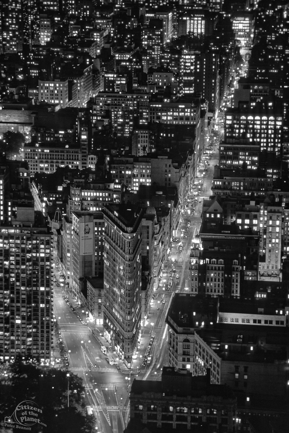Flatiron Building and 5th Avenue Aerial, 1995