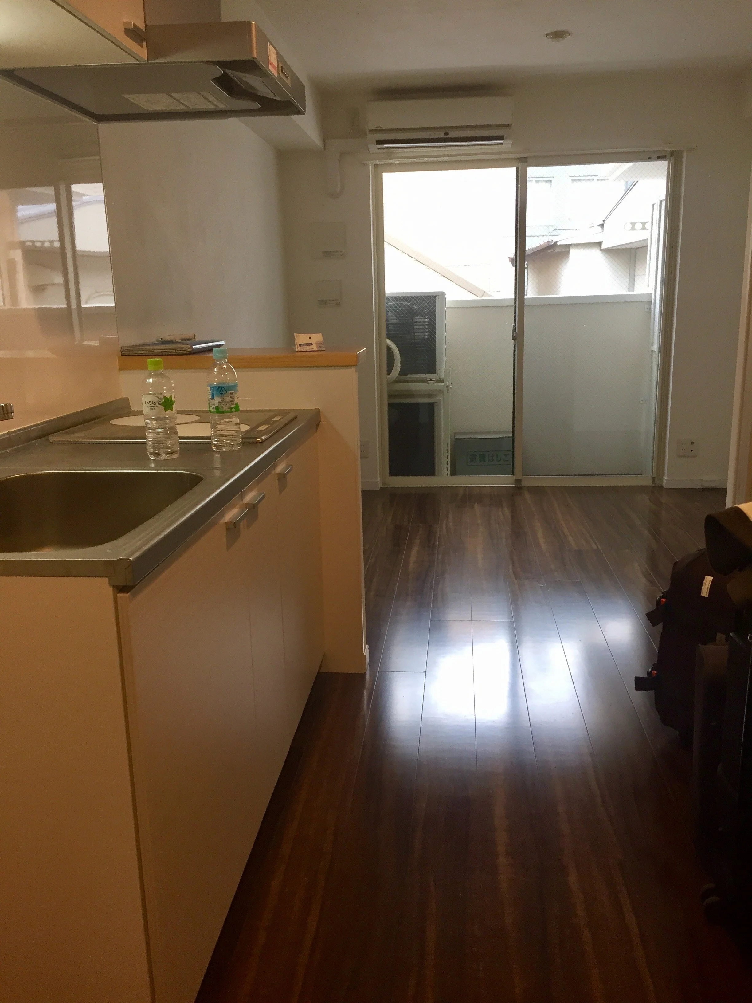  Floor 1 - Kitchen and living room. 