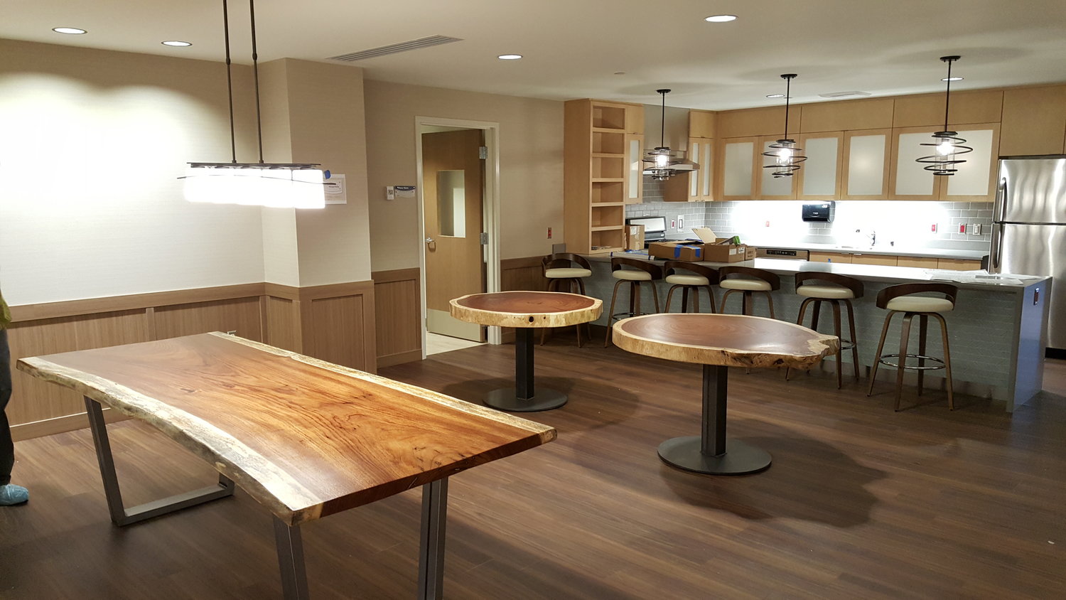 PROVIDENCE HOSPITAL HOSPICE DINING AREA