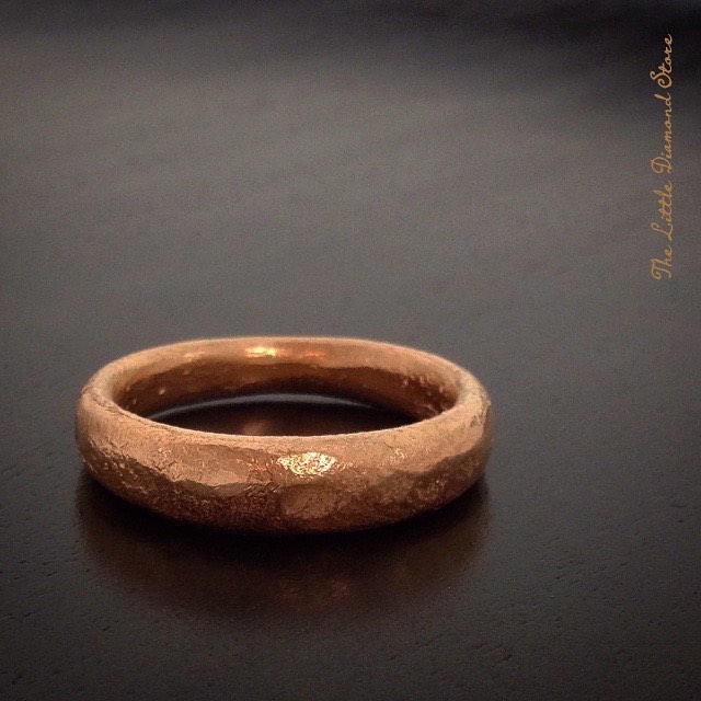 Let&rsquo;s get hammered&mdash;#custom #gents #weddingring in #22k, #handforged with heavy hammered finish. .
#finejewelry #weddingband #hawaiifinejewelry #gold #lovegold #hawaiiwedding #wedding #gentstyle #love #mensband #honolulu #808 #oahu #hawaii