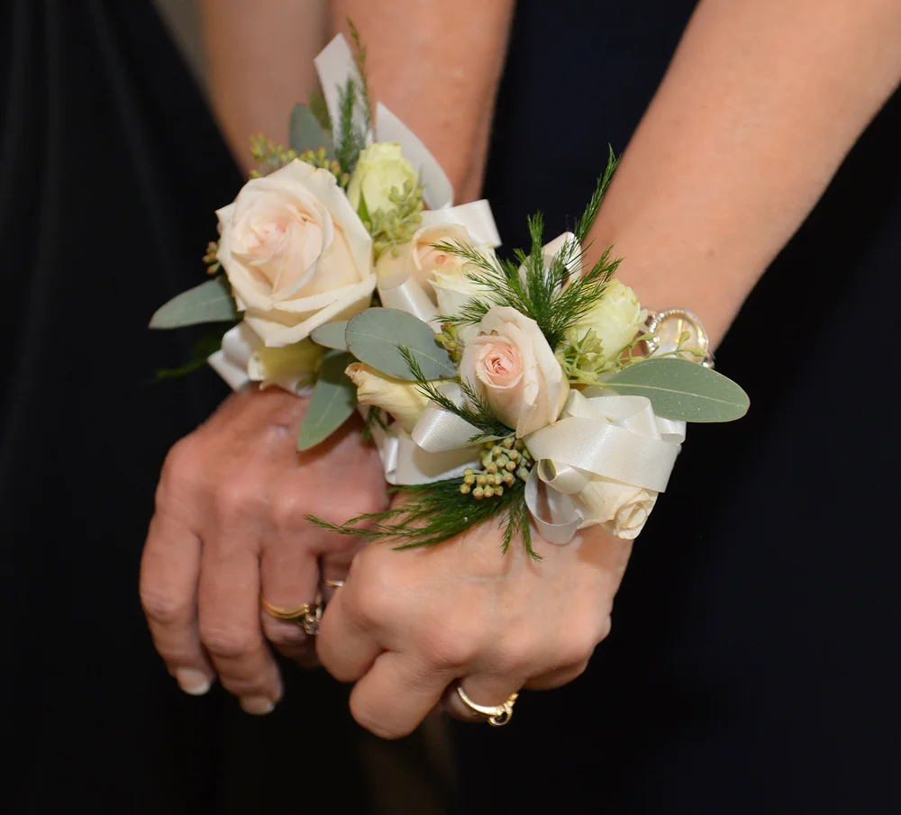 Wrist Corsage.jpg