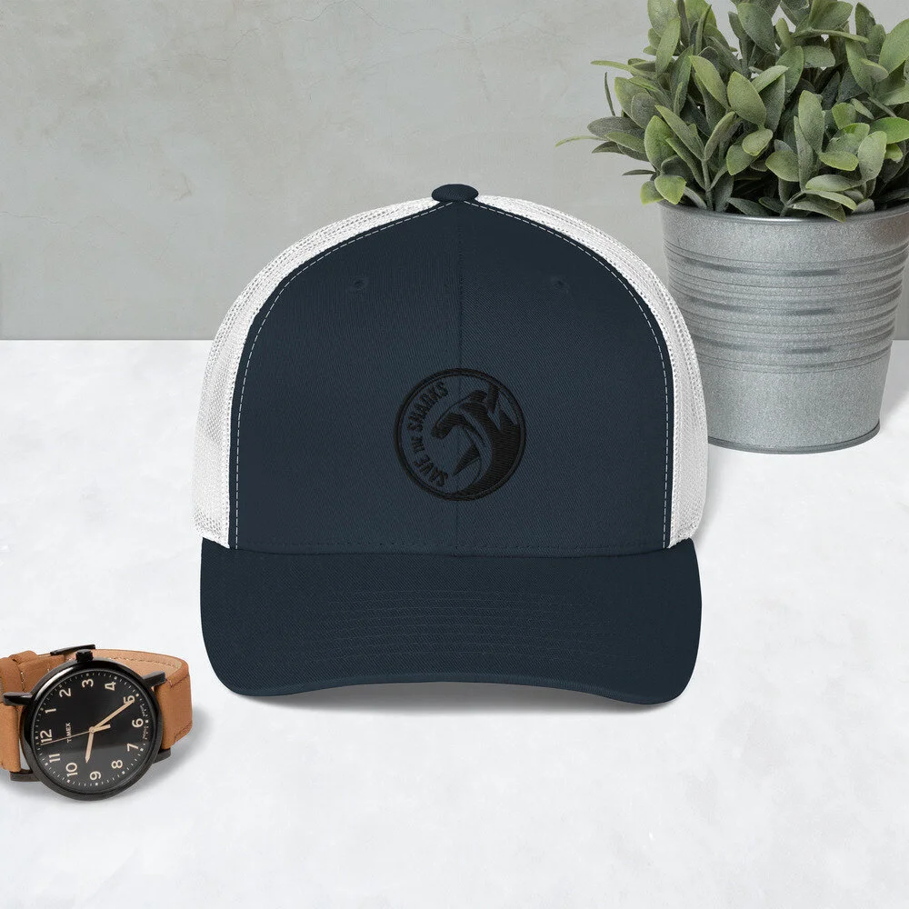 Logo_Black_Trasp_mockup_Front_Flat-Lifestyle_Navy-White.jpg