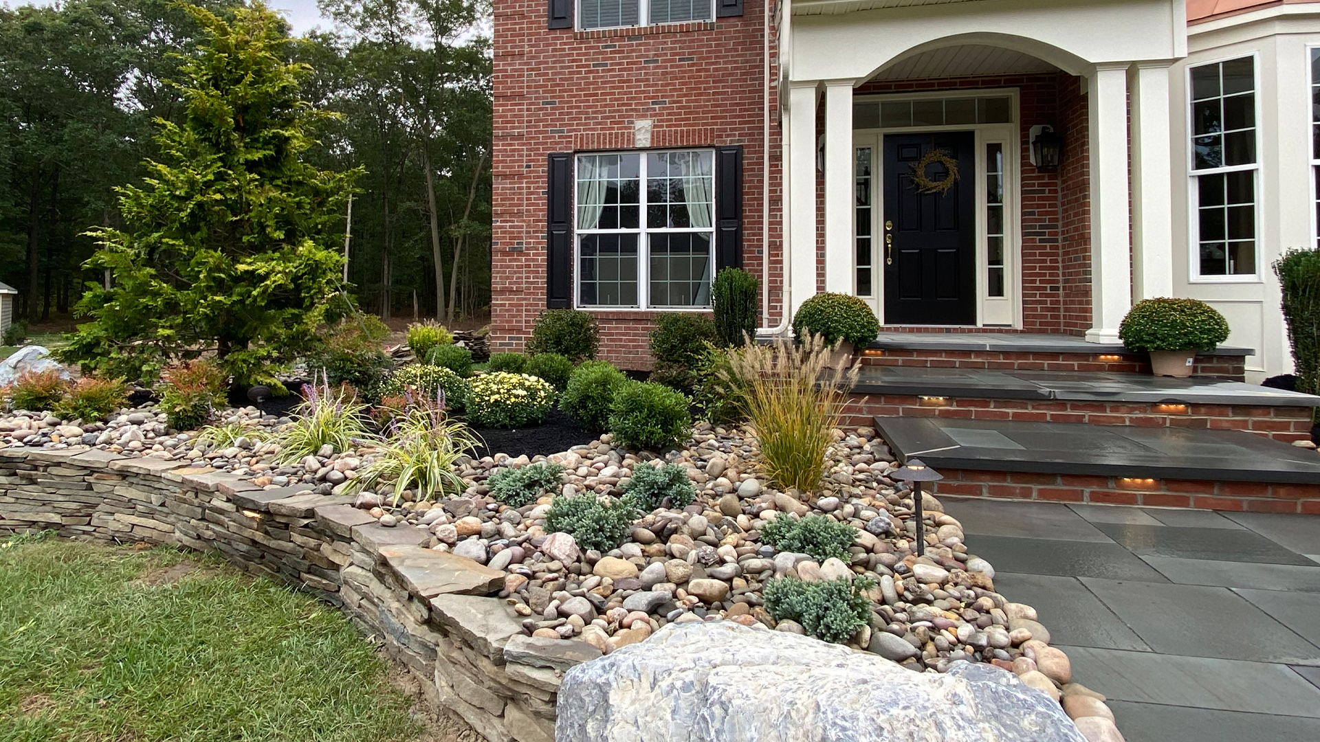 DiBiase-Landscaping_Projects-15-WebsiteBanner.png