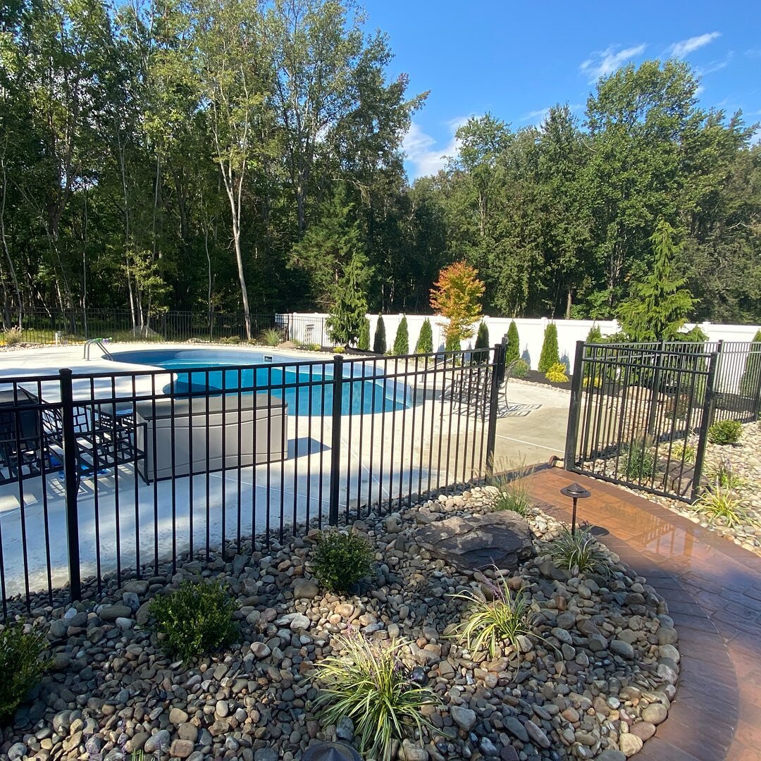 Another backyard transformed with some landscaping around the pool area!
⠀⠀⠀⠀⠀⠀⠀⠀⠀
⠀⠀⠀⠀⠀⠀⠀⠀⠀
⠀⠀⠀⠀⠀⠀⠀⠀⠀
#poolscape #poolscapes #landscape #landscapedesign #landscapephotography #landscapelovers #landscapephoto #backyard #backyardoasis #backyardgoals