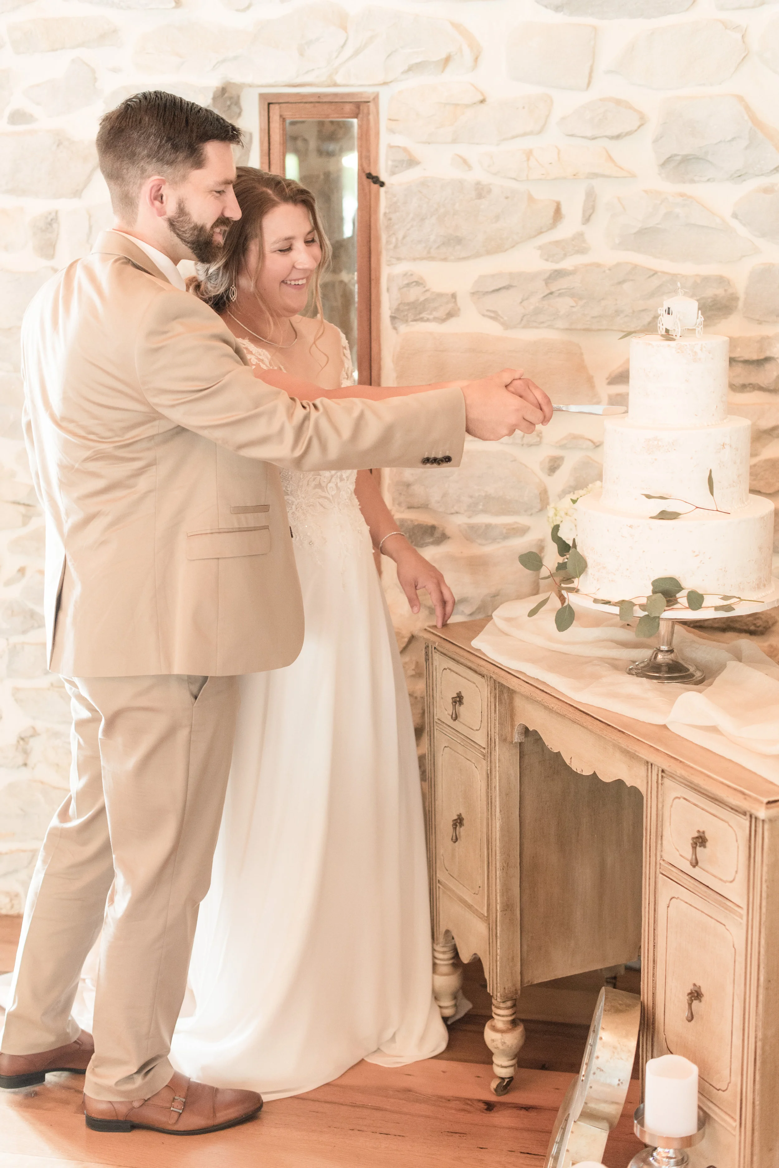 Neutral and Elegant Wedding at the Bard at Silverstone in L-Full Galle-0209.jpg