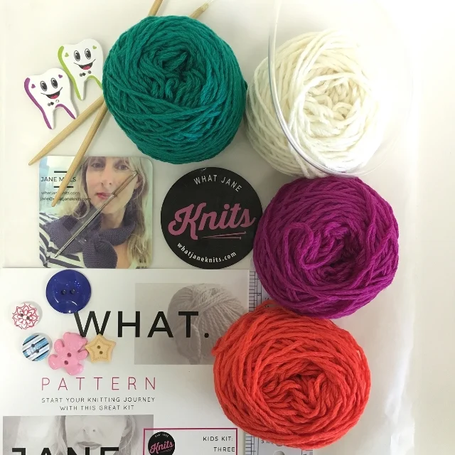 Complete contents for Little fingers knitting kit