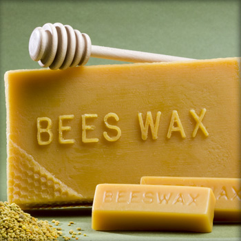 Pure Beeswax 1lb — Illuman Apiary